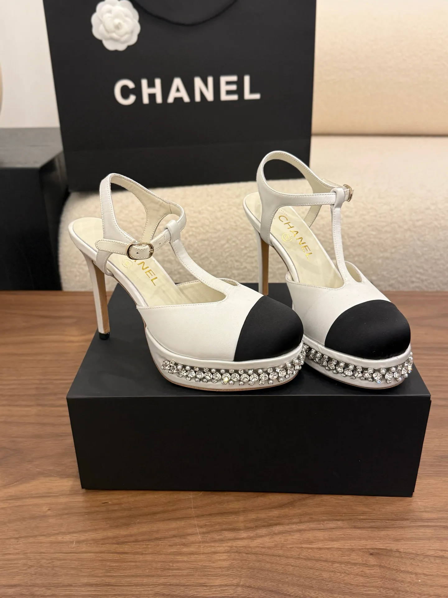 Сандалии Женские Chanel 11260182