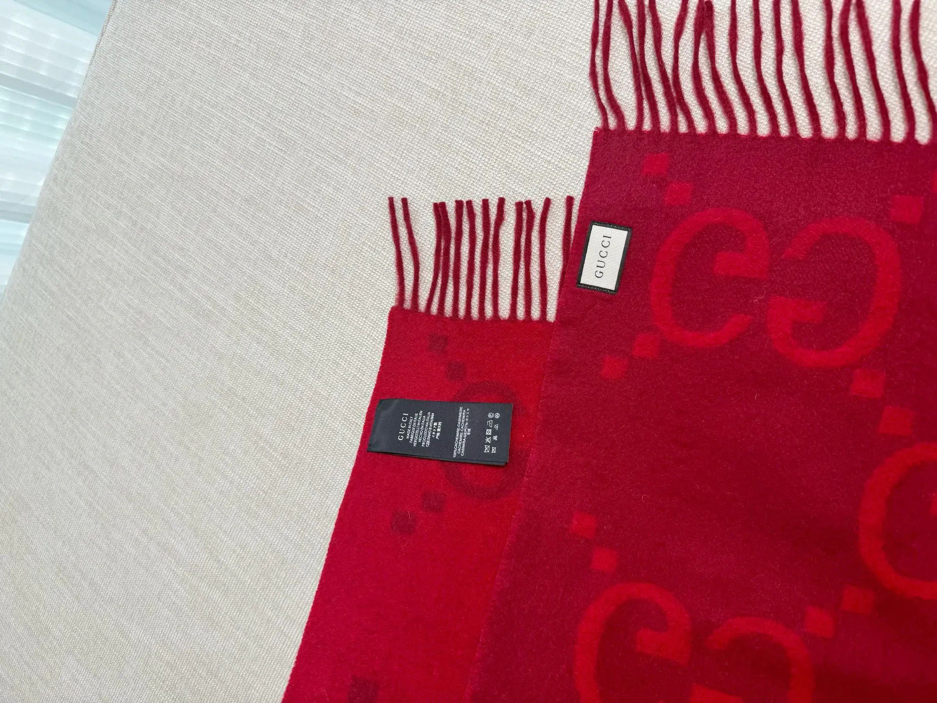 Шарфы Gucci 1859