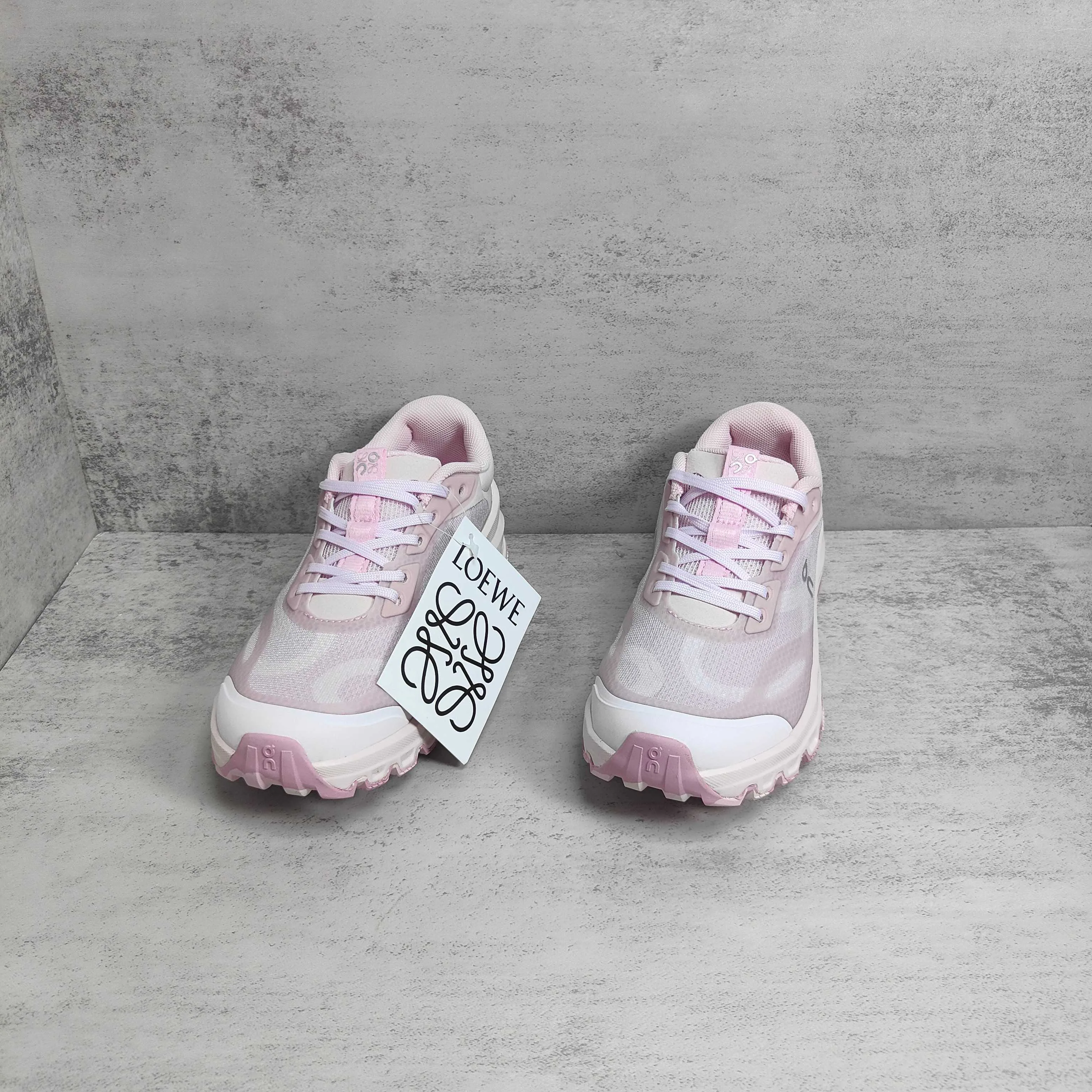Кроссовки Женские Loewe 108333