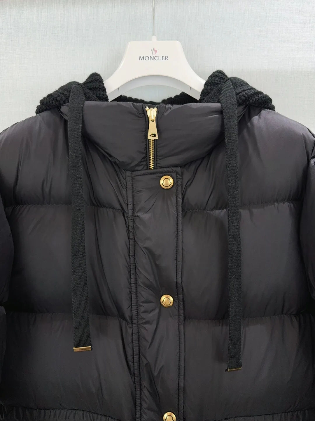 Куртки И Пуховики Женские Moncler 18898481