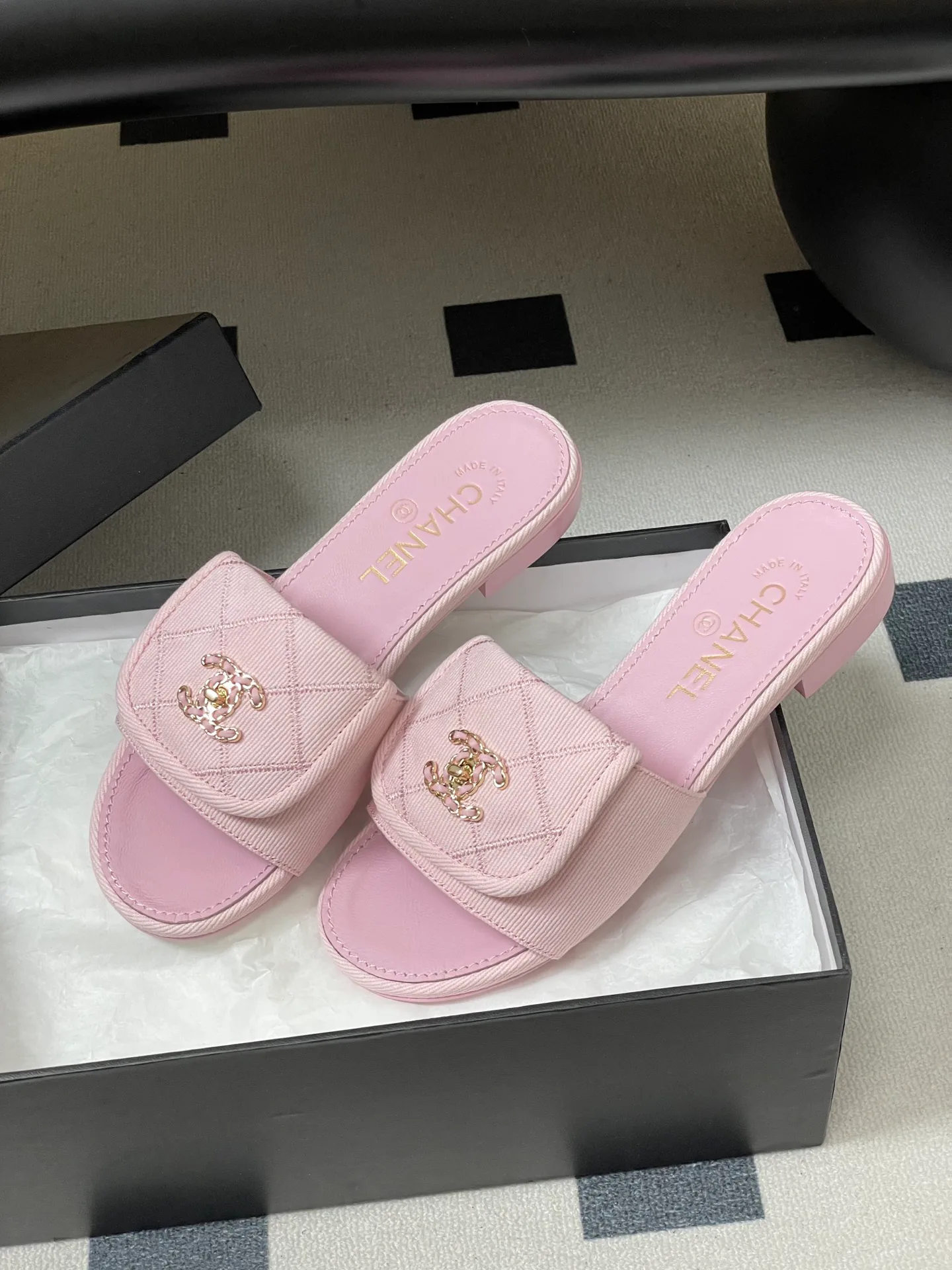 Босоножки Женские Chanel 12810971