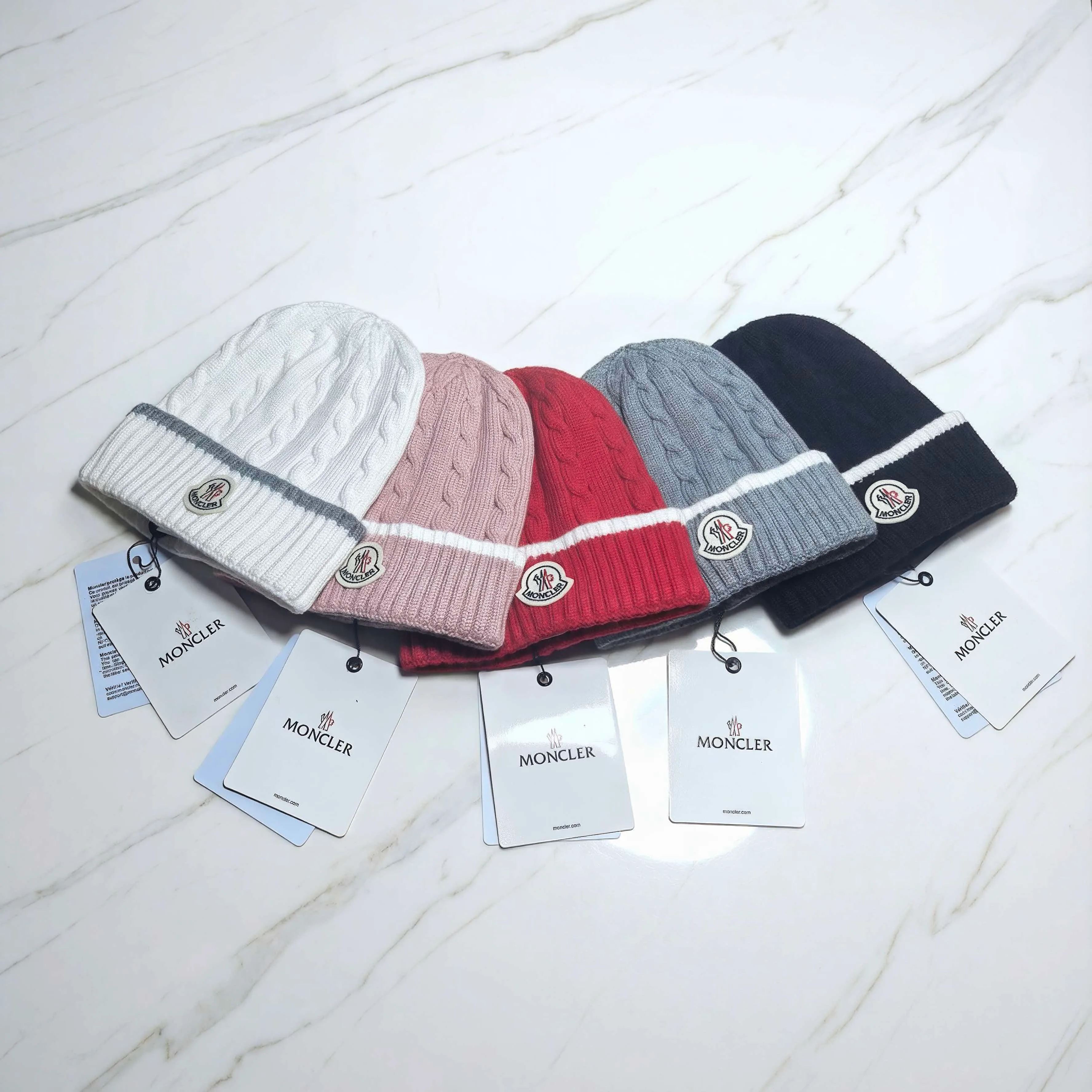 Головные Уборы Moncler 18078473