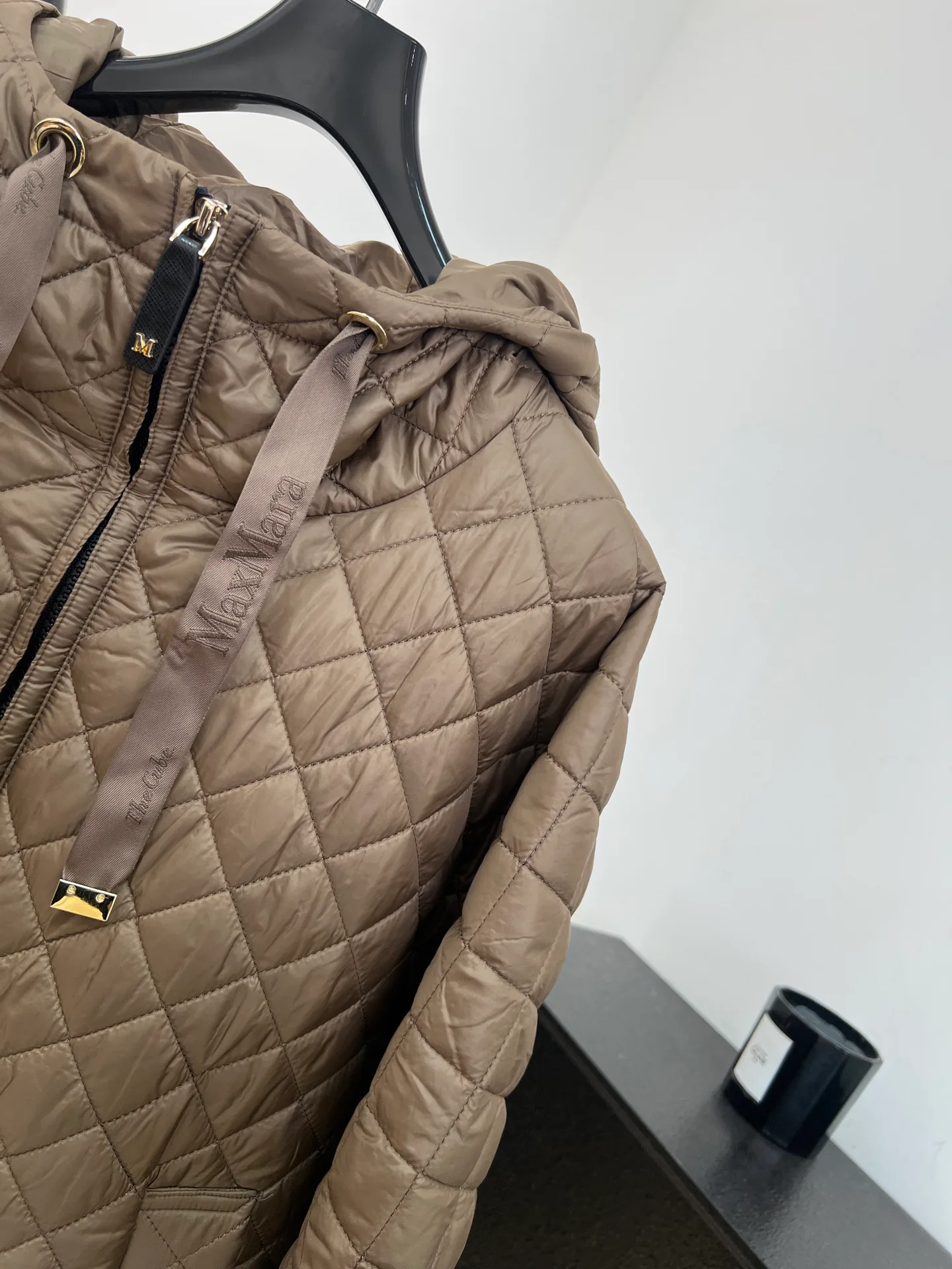 Куртки И Пуховики Женские Max Mara 19930111
