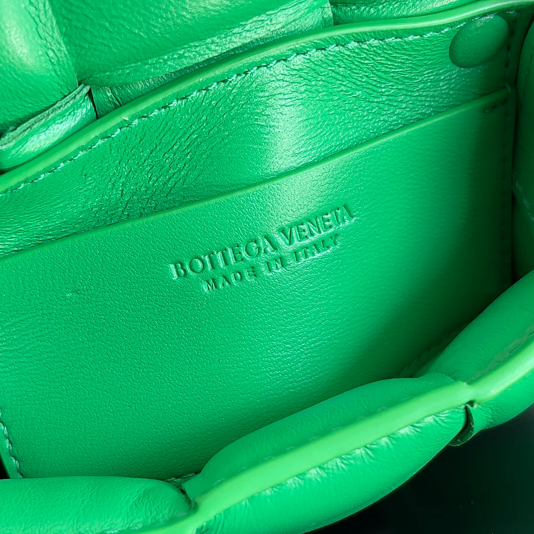 Классические Сумки Женские Bottega Veneta 17372486