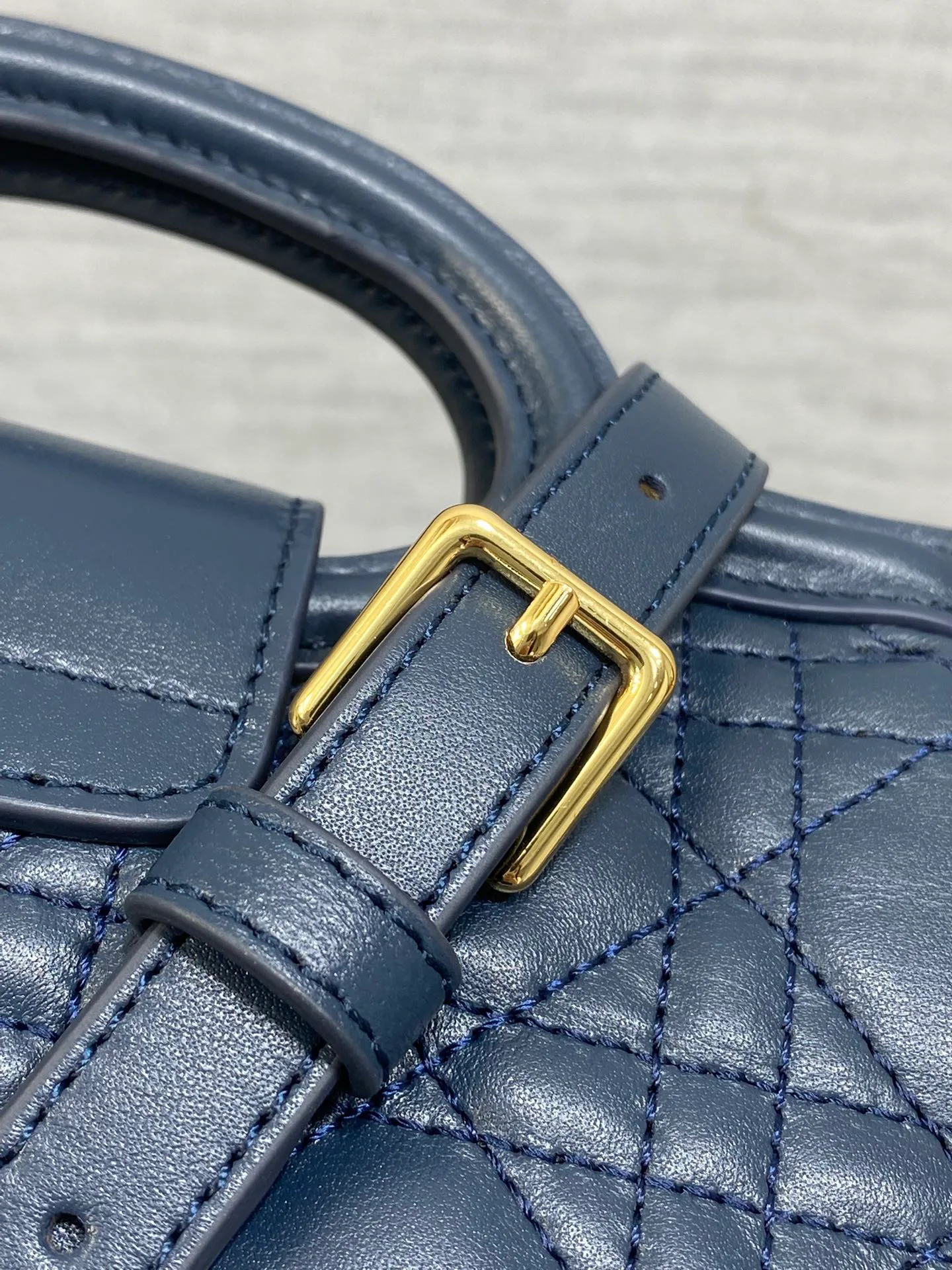 Сумки На Ремне Женские Christian Dior 10026594