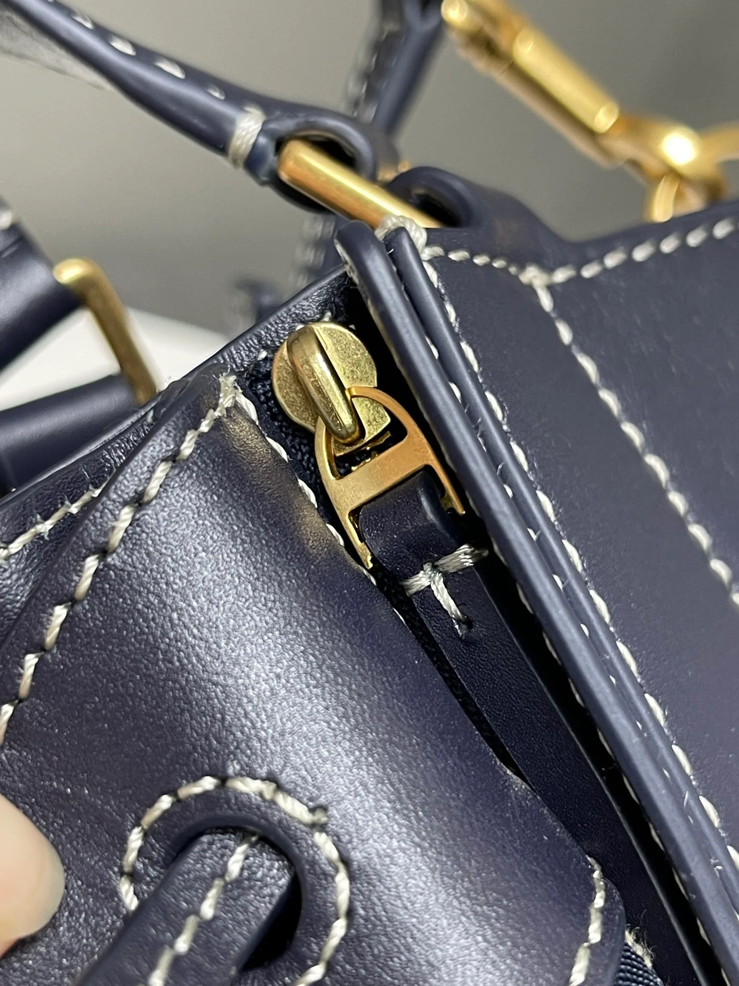 Сумки На Ремне Женские Tory Burch 102270