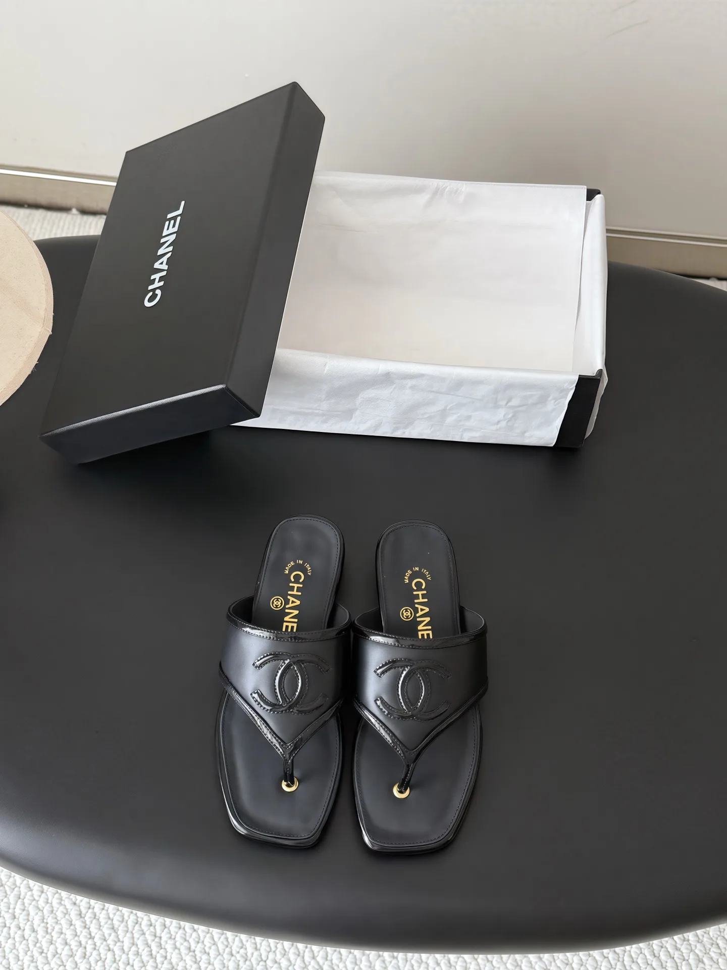 Шлепанцы Женские Chanel 17526761