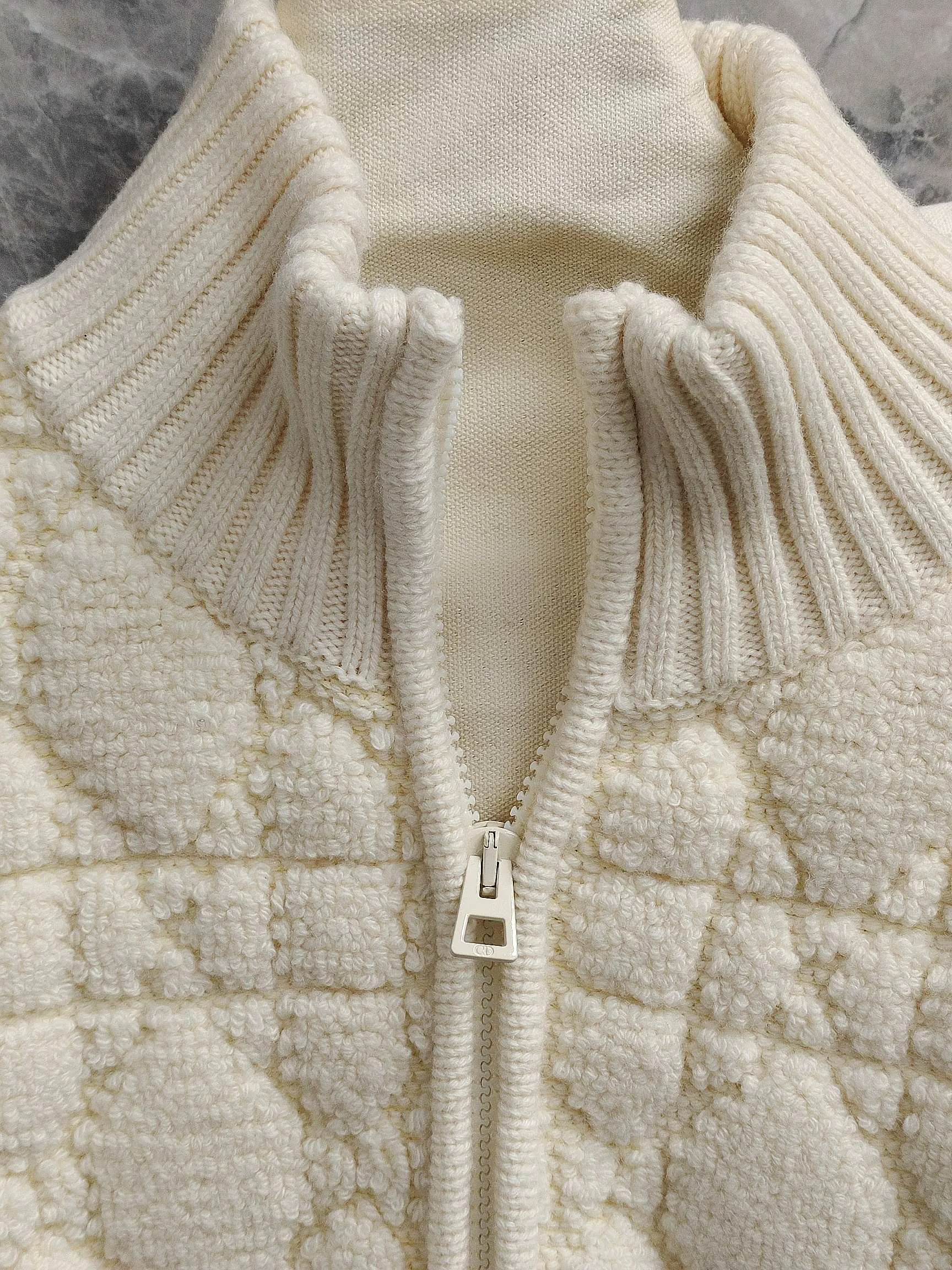 Джемперы И Свитеры Женские Christian Dior 18743448