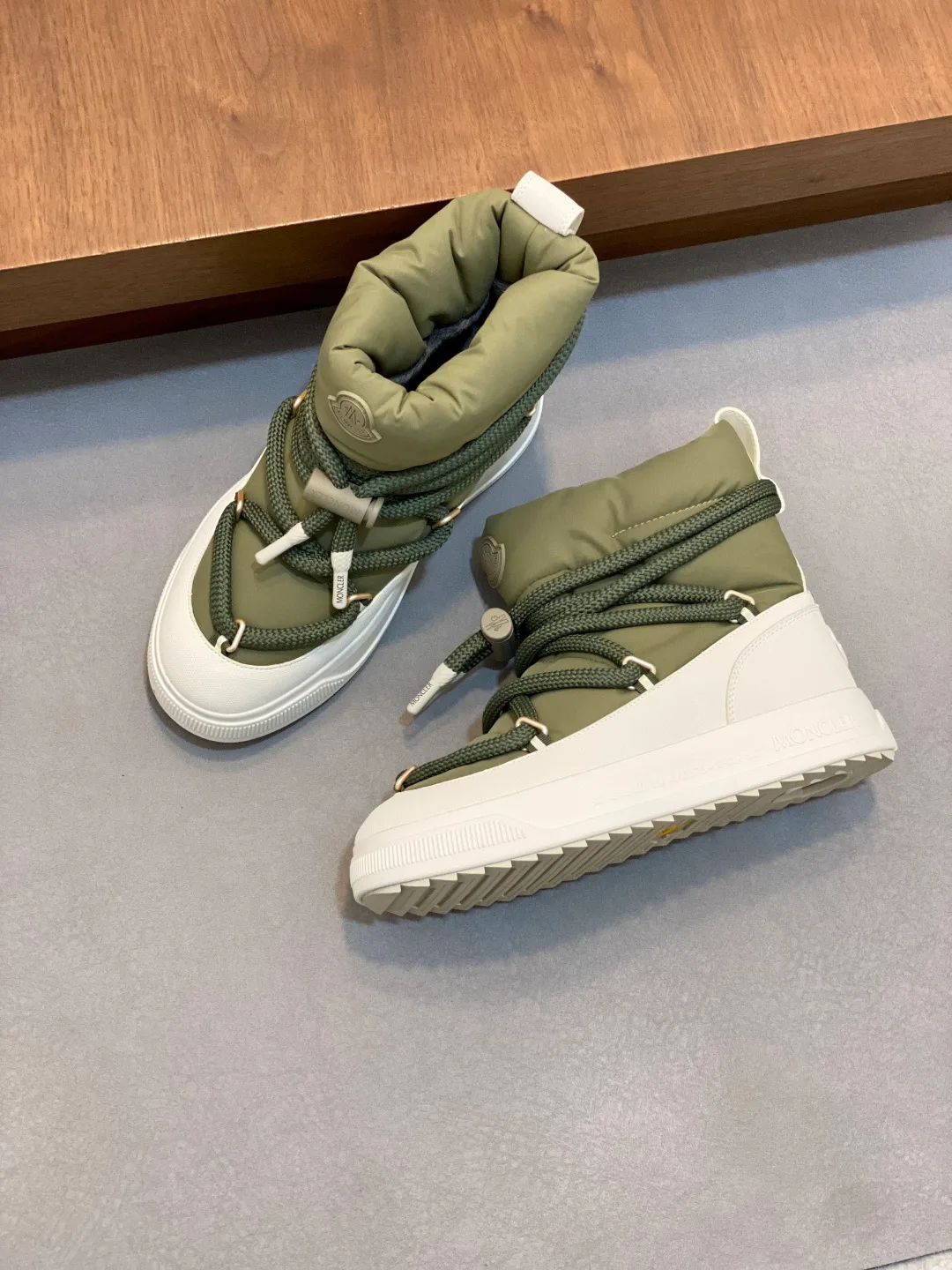 Ботинки Мужские Moncler 609070