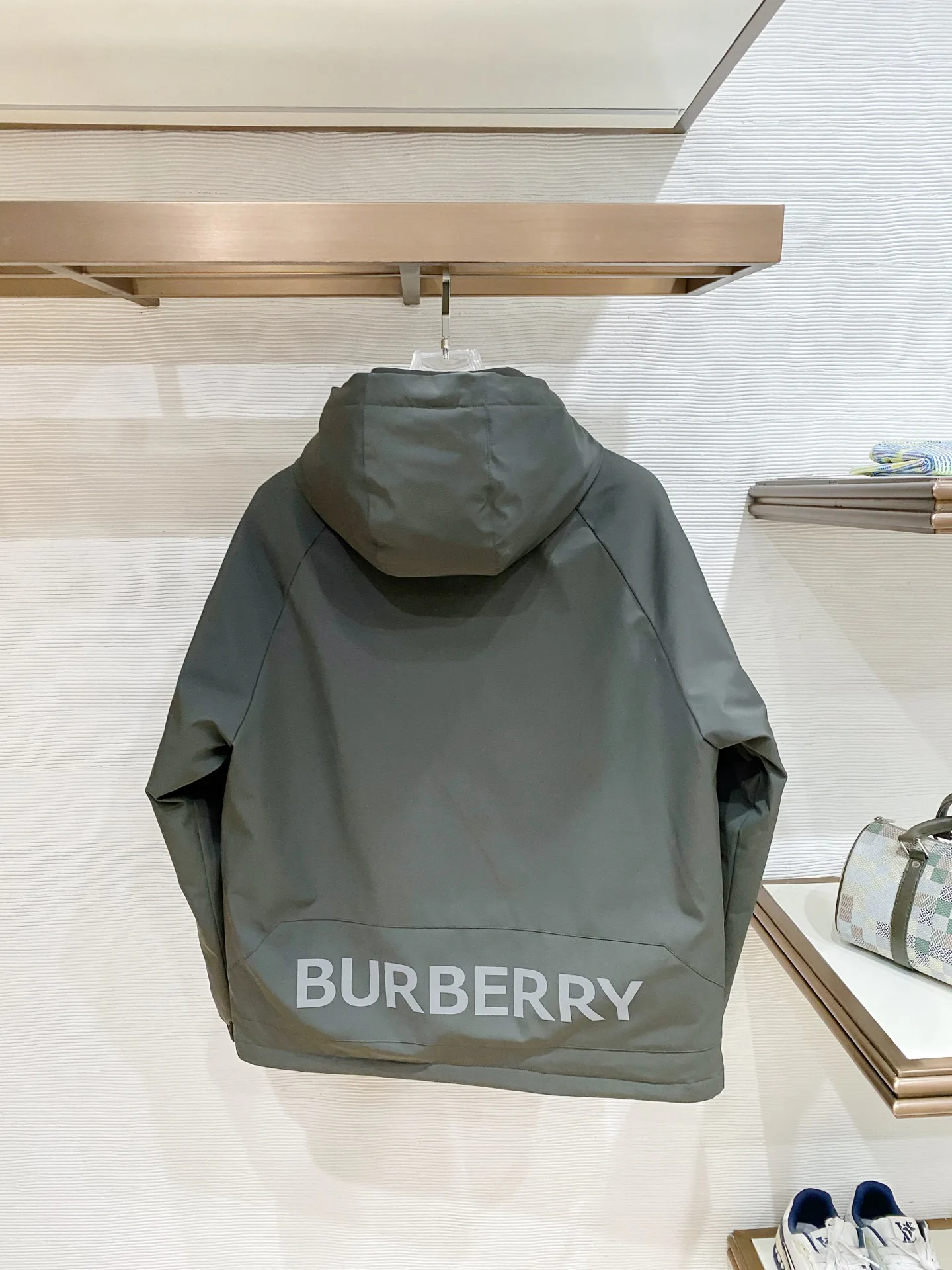 Куртки И Пуховики Мужские Burberry 17941269
