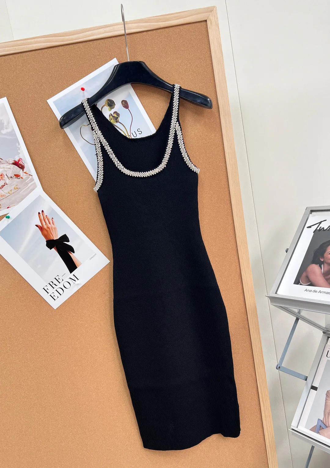 Платья Женские Chanel 11759197