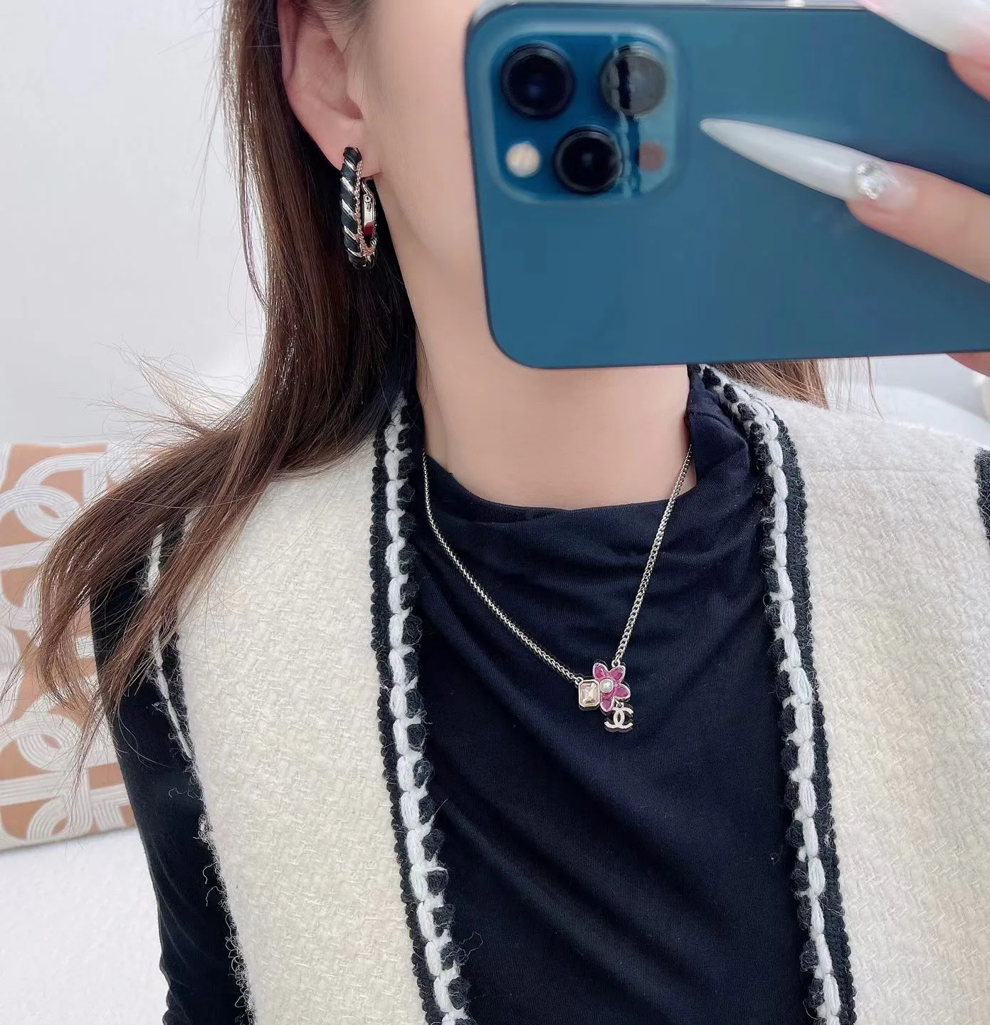 Бижутерия Chanel 1302351