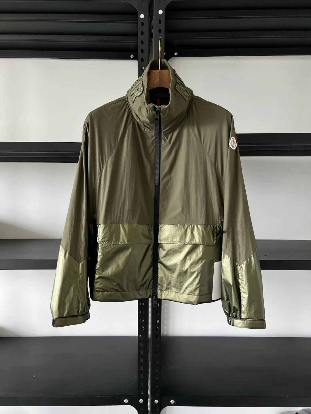 Куртки И Пуховики Женские Moncler 11427074