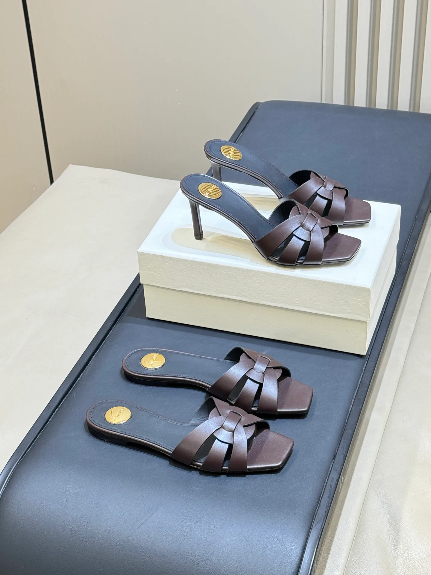 Сандалии Женские Saint Laurent 11180059