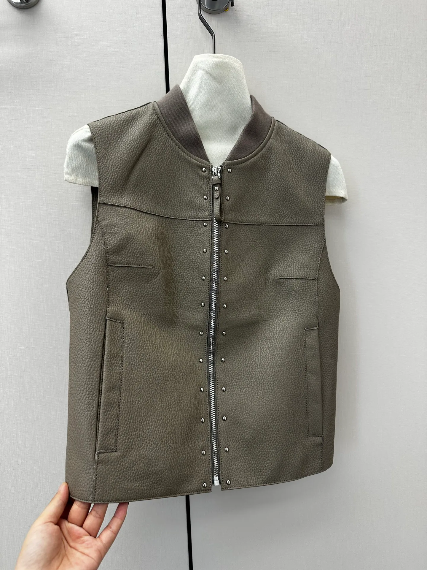 Жилеты Женские Hermes 17341014