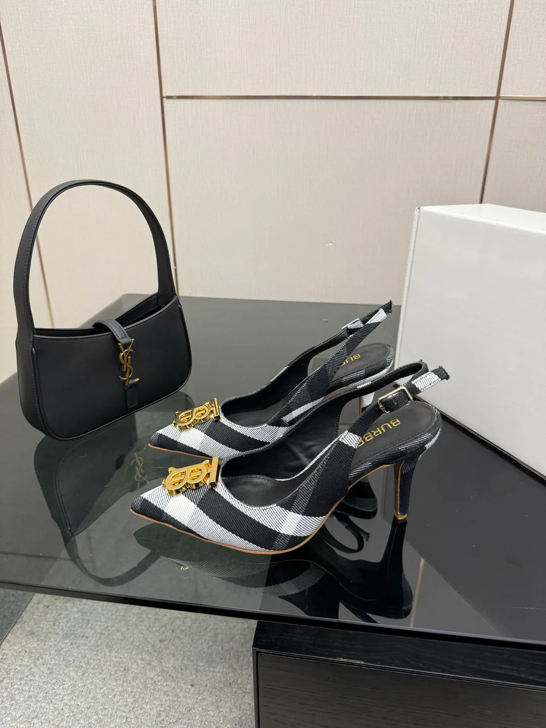 Туфли Женские Burberry 11096286