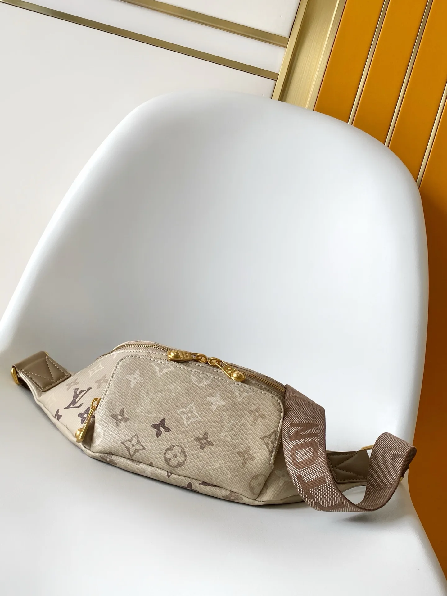 Поясные Сумки Мужские Louis Vuitton 15214846