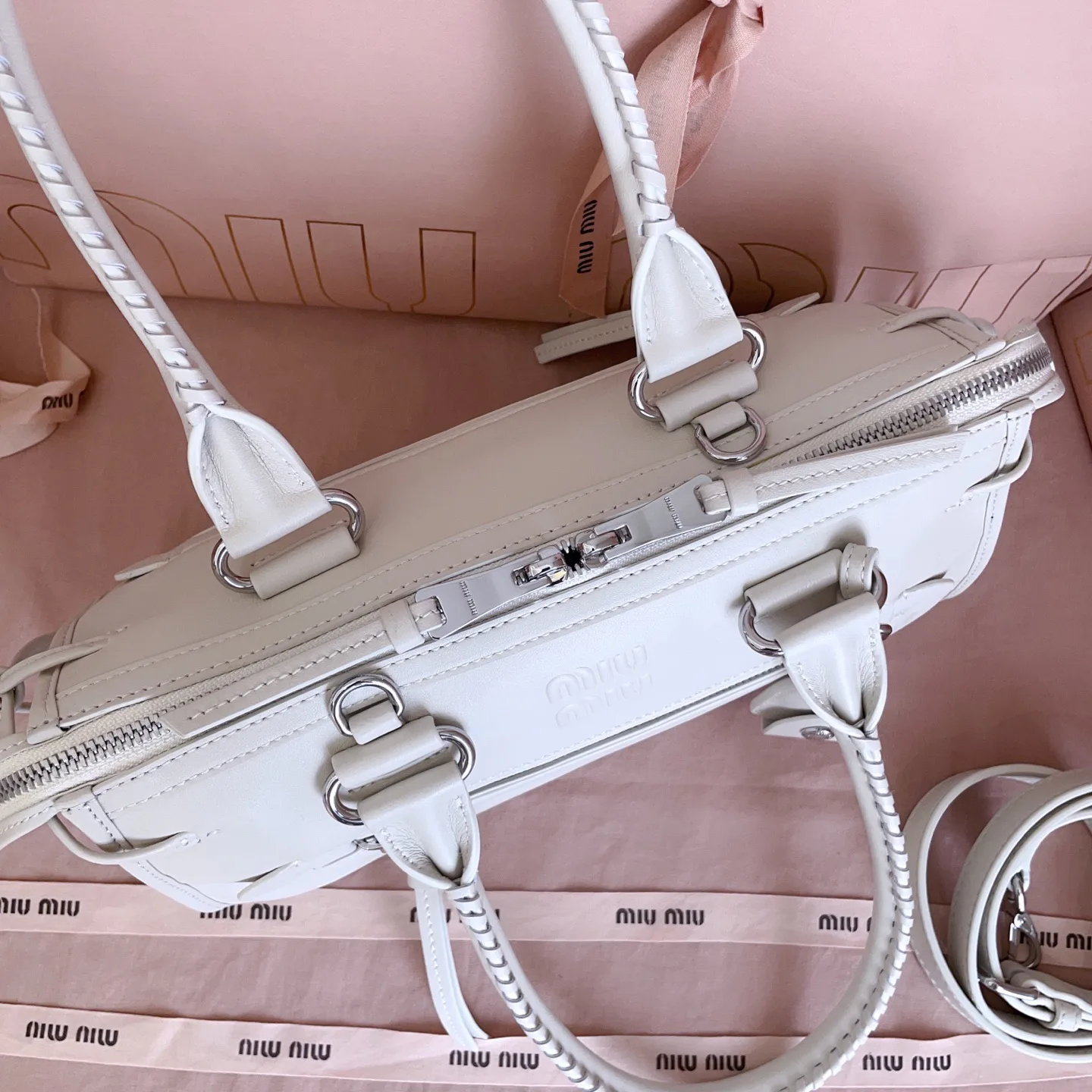 Классические Сумки Женские Miu Miu 18004749