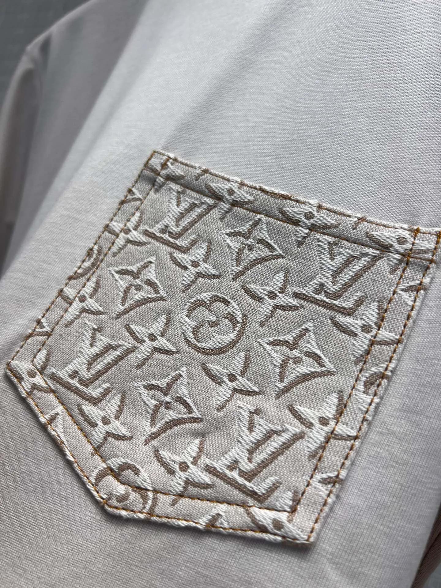 Футболки Женские Louis Vuitton 10715945