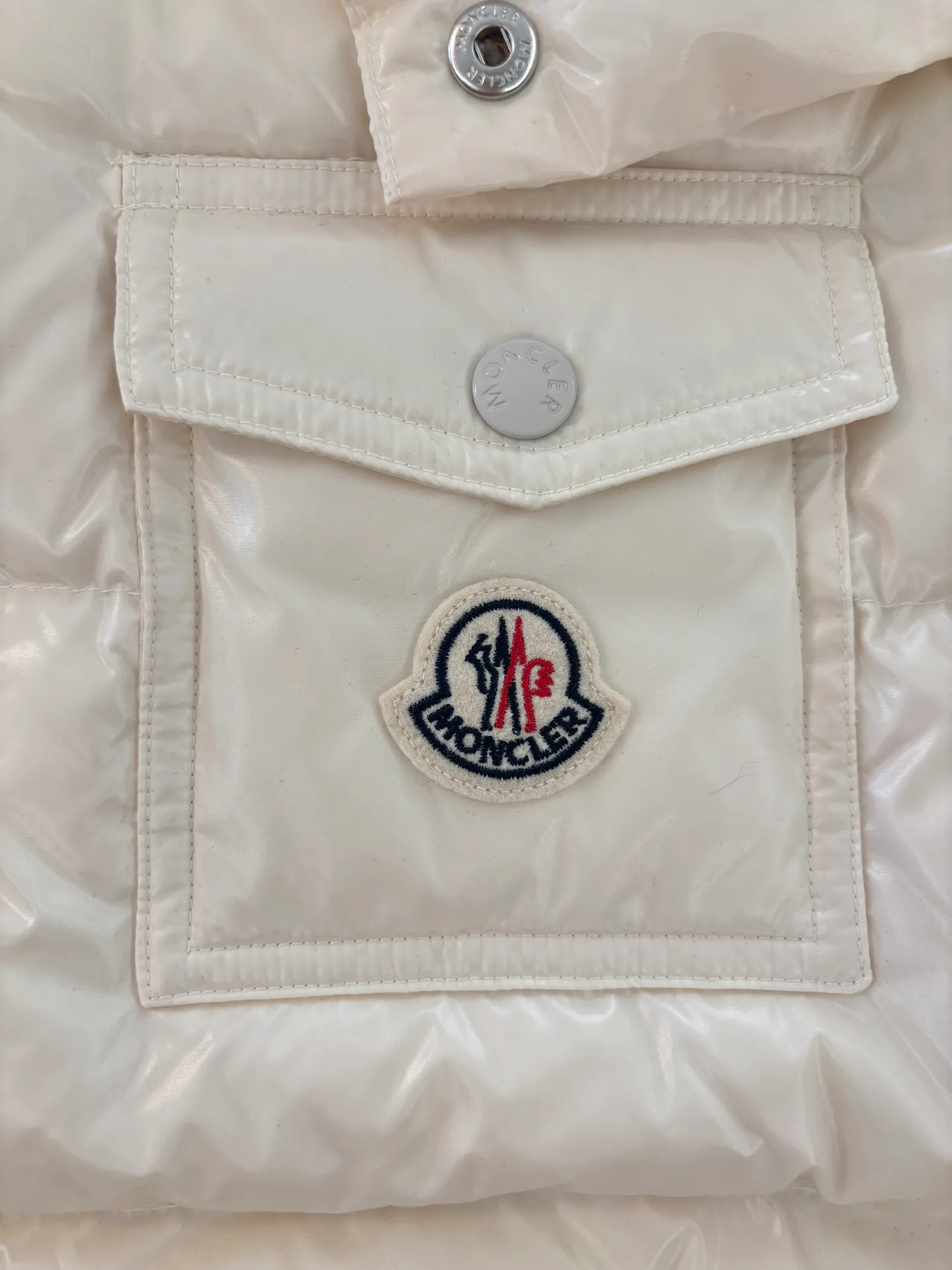 Куртки И Пуховики Женские Moncler 18468705