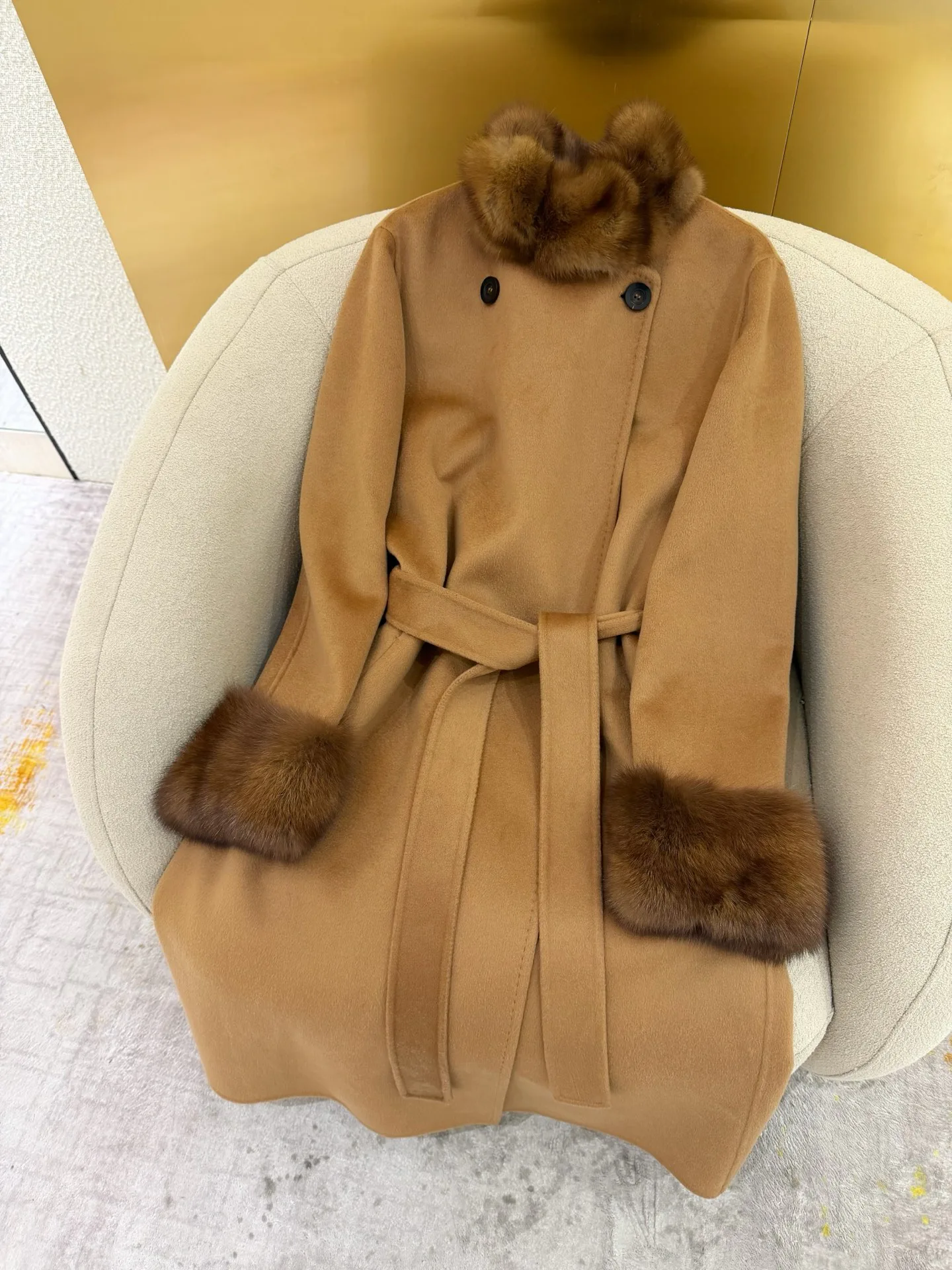 Пальто Женские Loro Piana 18452379