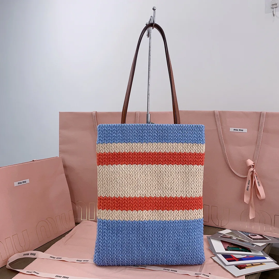 Классические Сумки Женские Miu Miu 445111