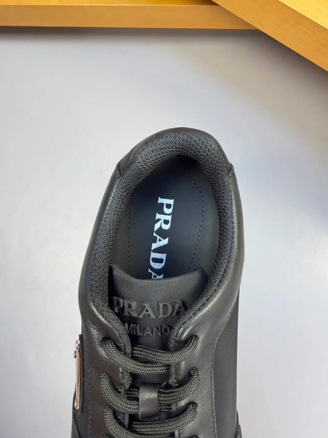 Кроссовки Мужские Prada 18747132