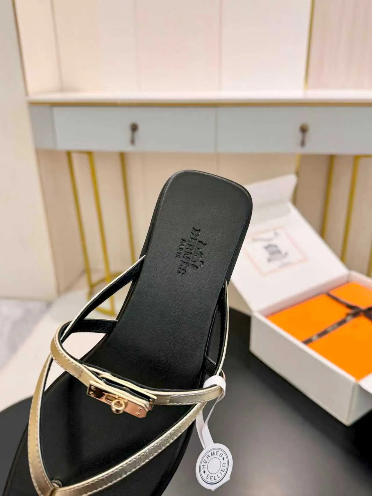 Шлепанцы Женские Hermes 10250451