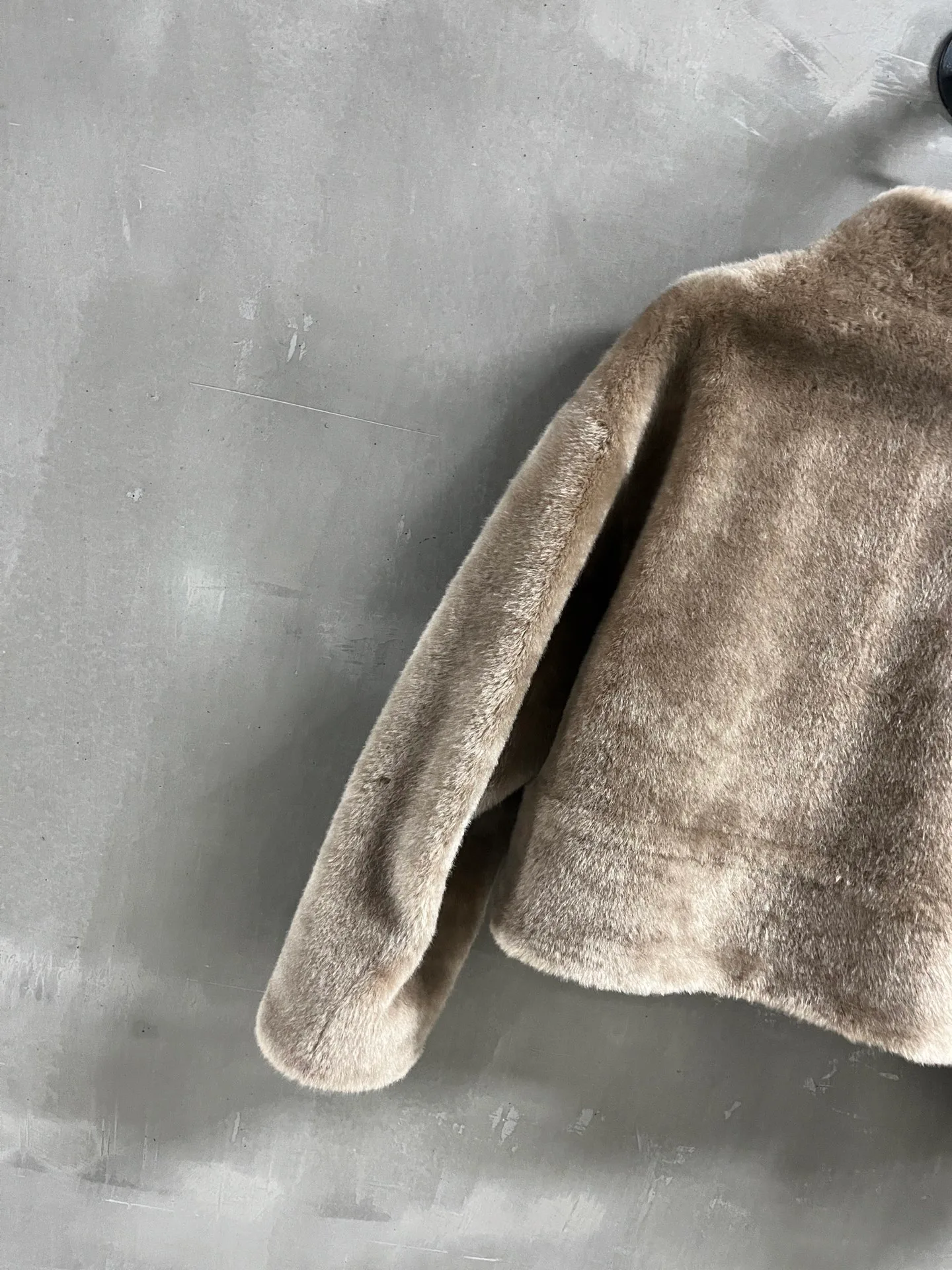 Кожаные Куртки И Дублёнки Женские Bottega Veneta 19229449