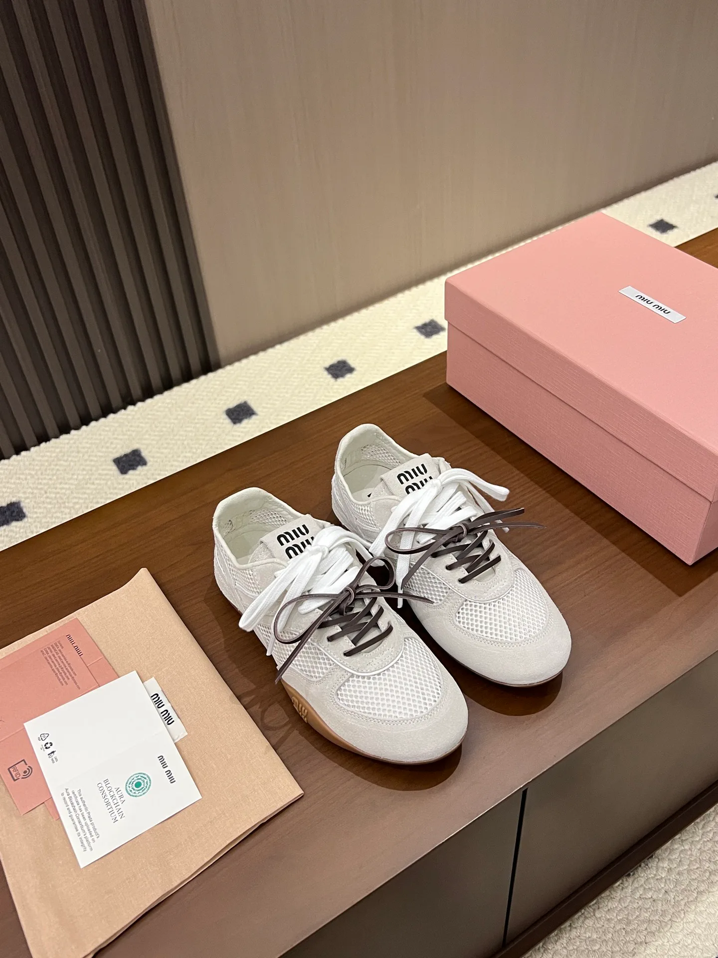 Кроссовки Женские Miu Miu 17968588