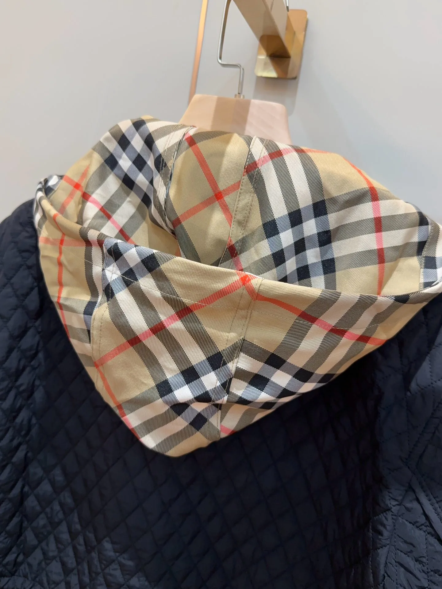 Куртки И Пуховики Женские Burberry 18206344