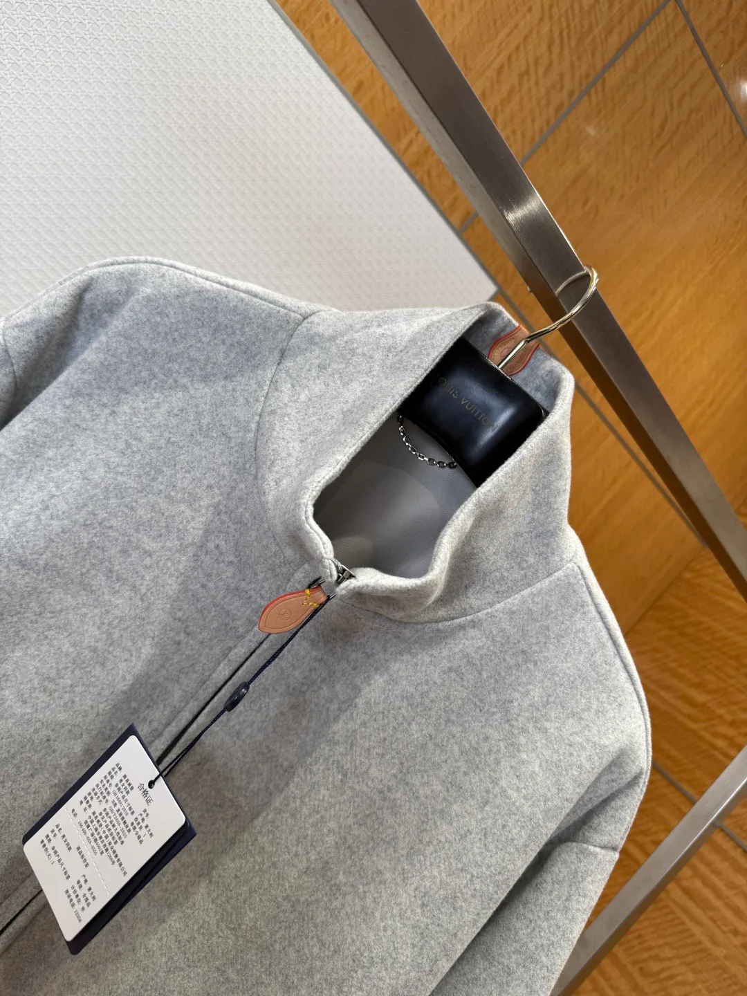 Куртки И Пуховики Мужские Louis Vuitton 6527786