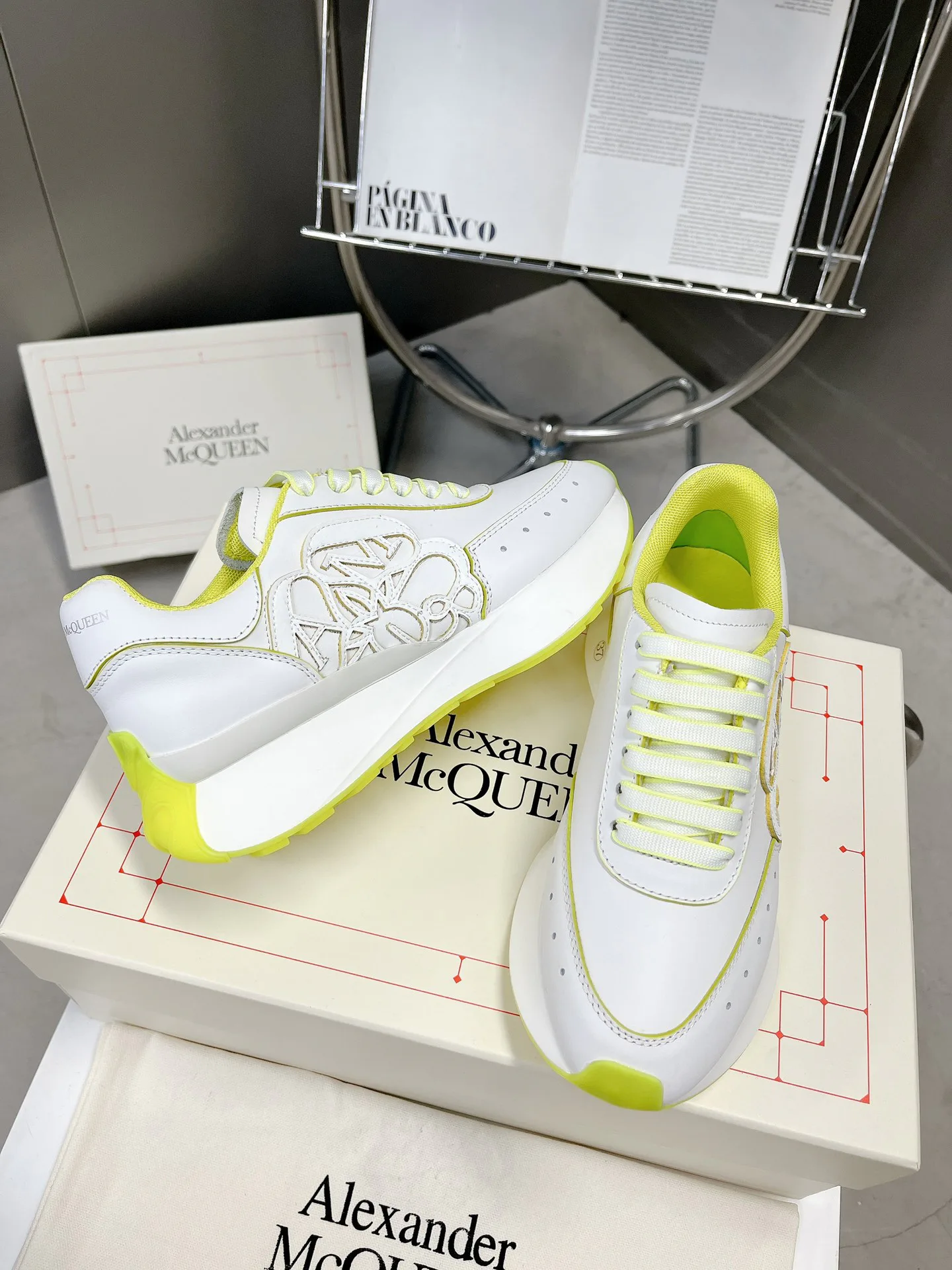 Кроссовки Женские Alexander Mcqueen 1431666
