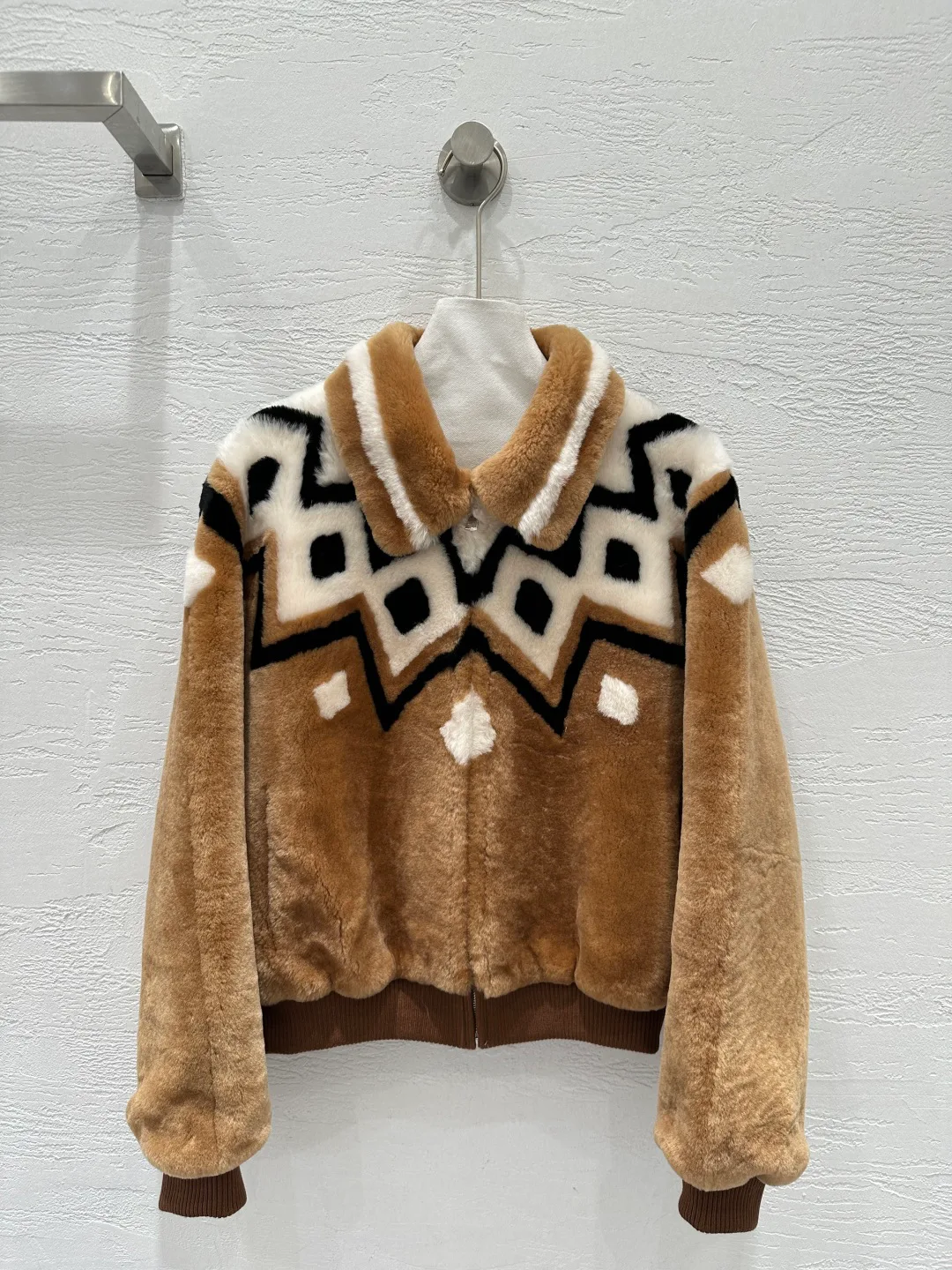 Кожаные Куртки И Дублёнки Женские Gucci 3995782