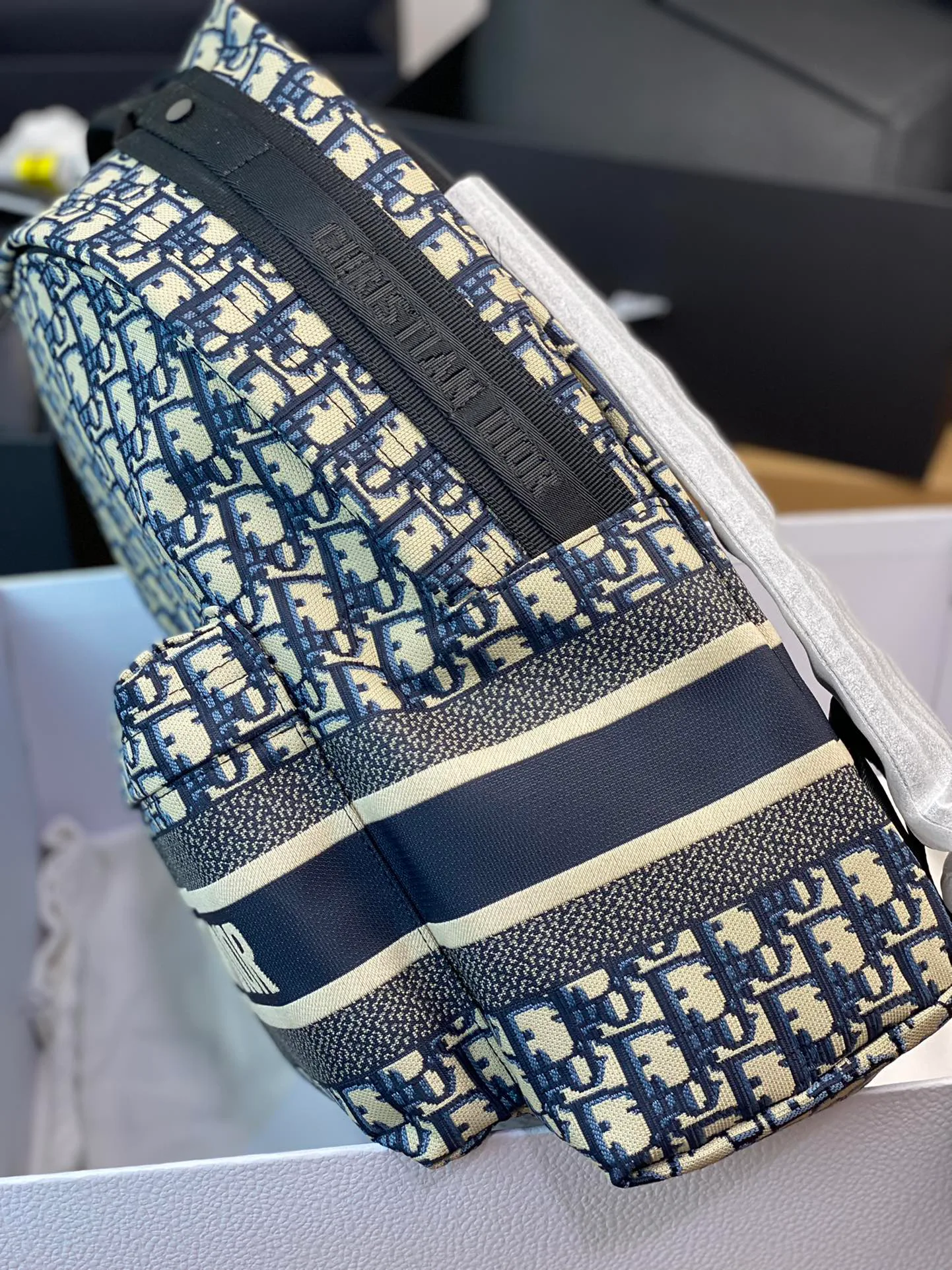 Рюкзаки Женские Fendi 33998