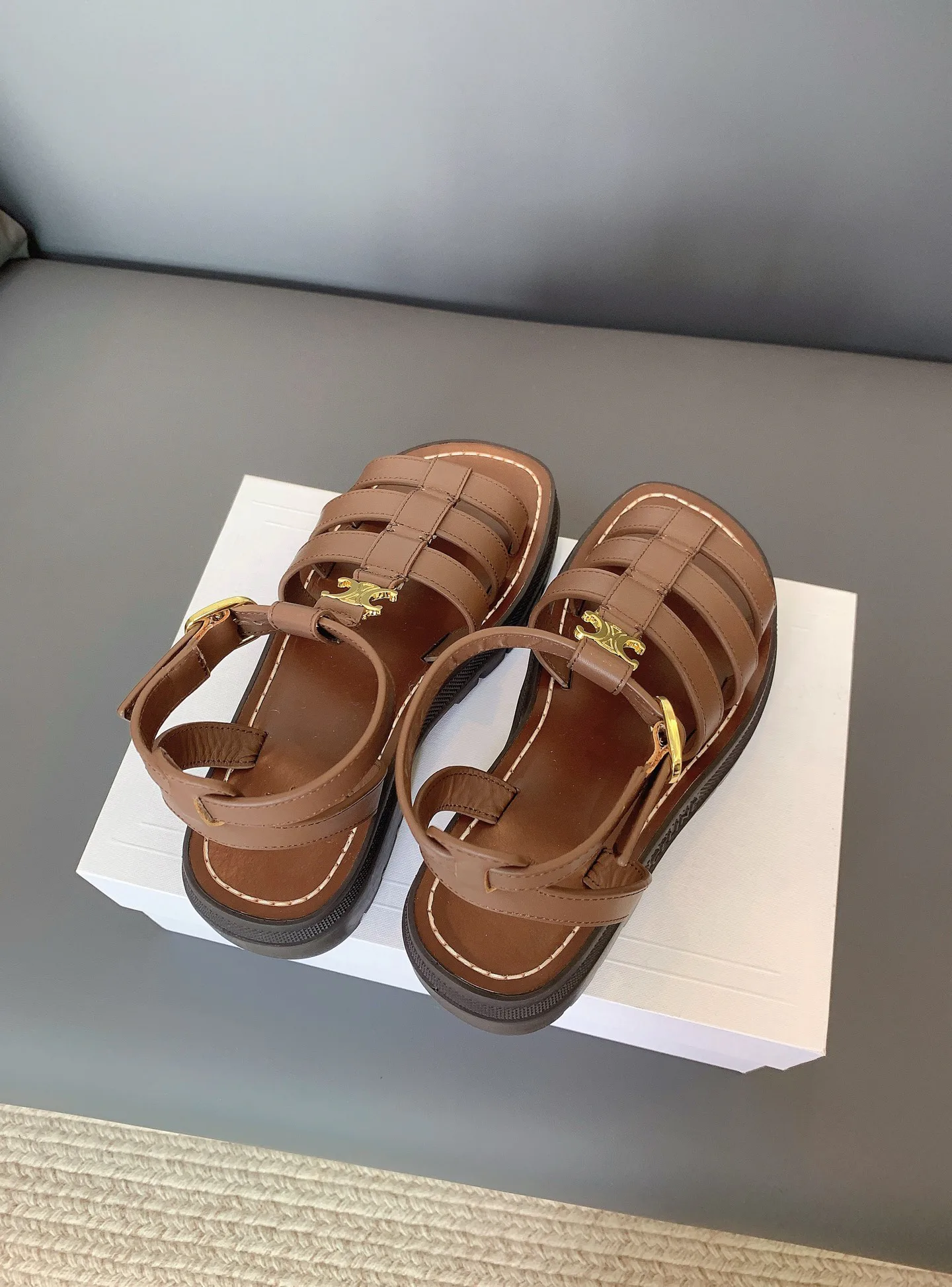 Босоножки Женские Celine 17656600