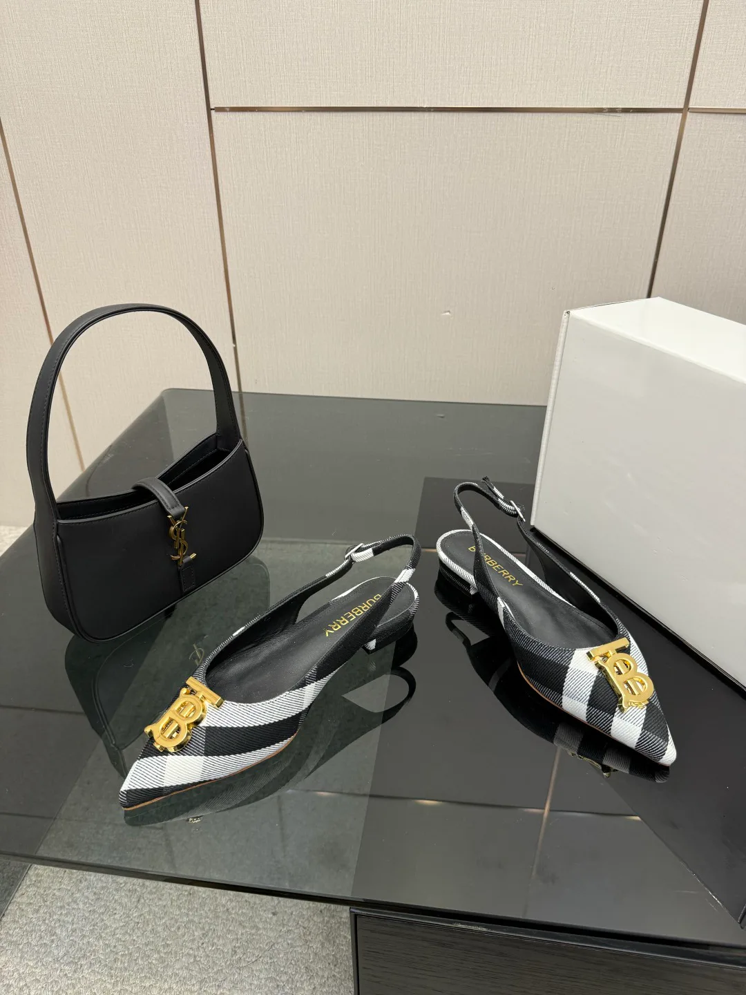 Туфли Женские Burberry 11096287