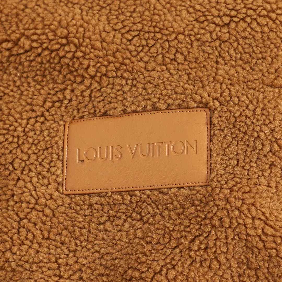 Куртки И Пуховики Женские Louis Vuitton 5379222