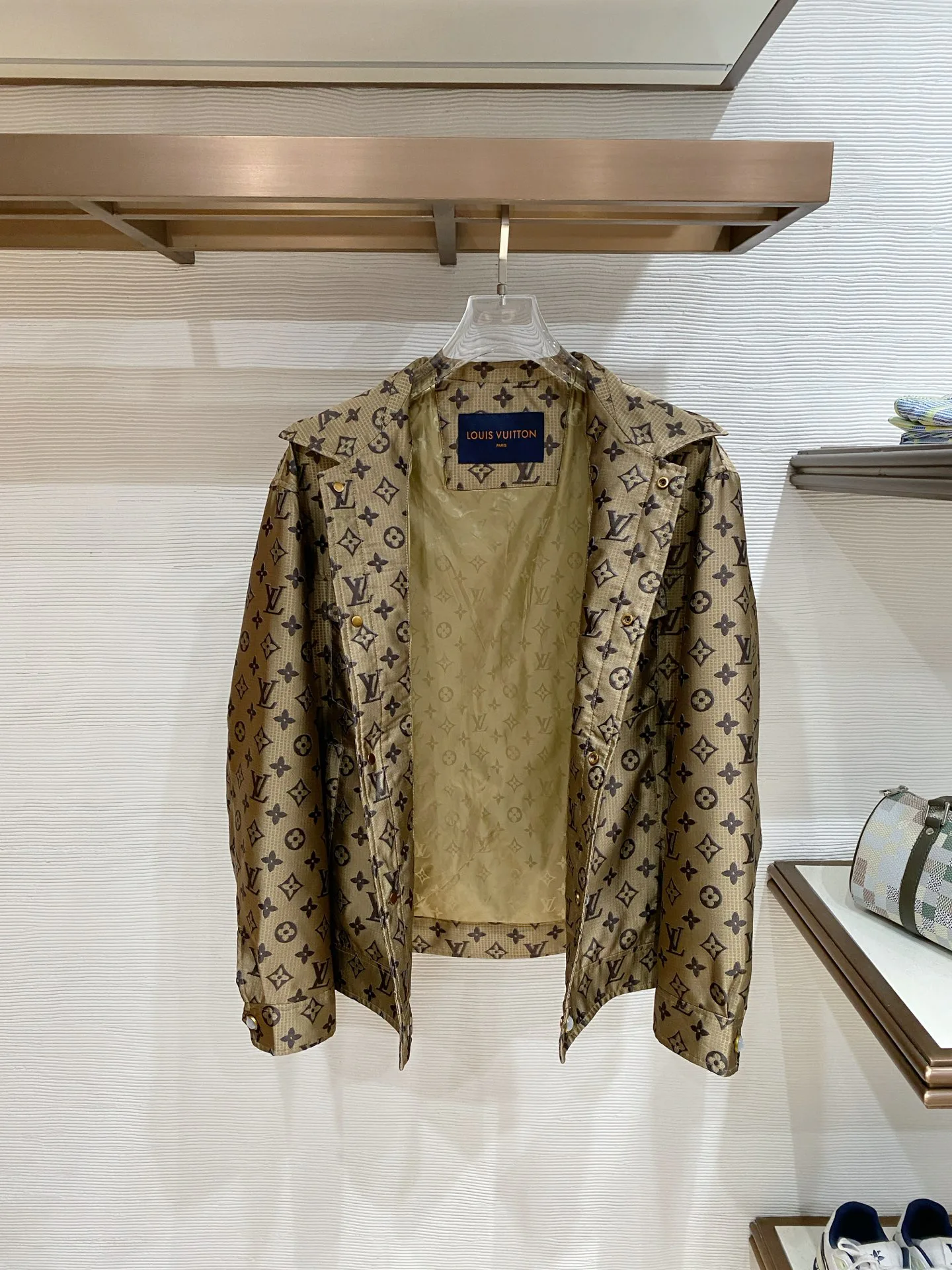 Куртки И Пуховики Мужские Louis Vuitton 10197302