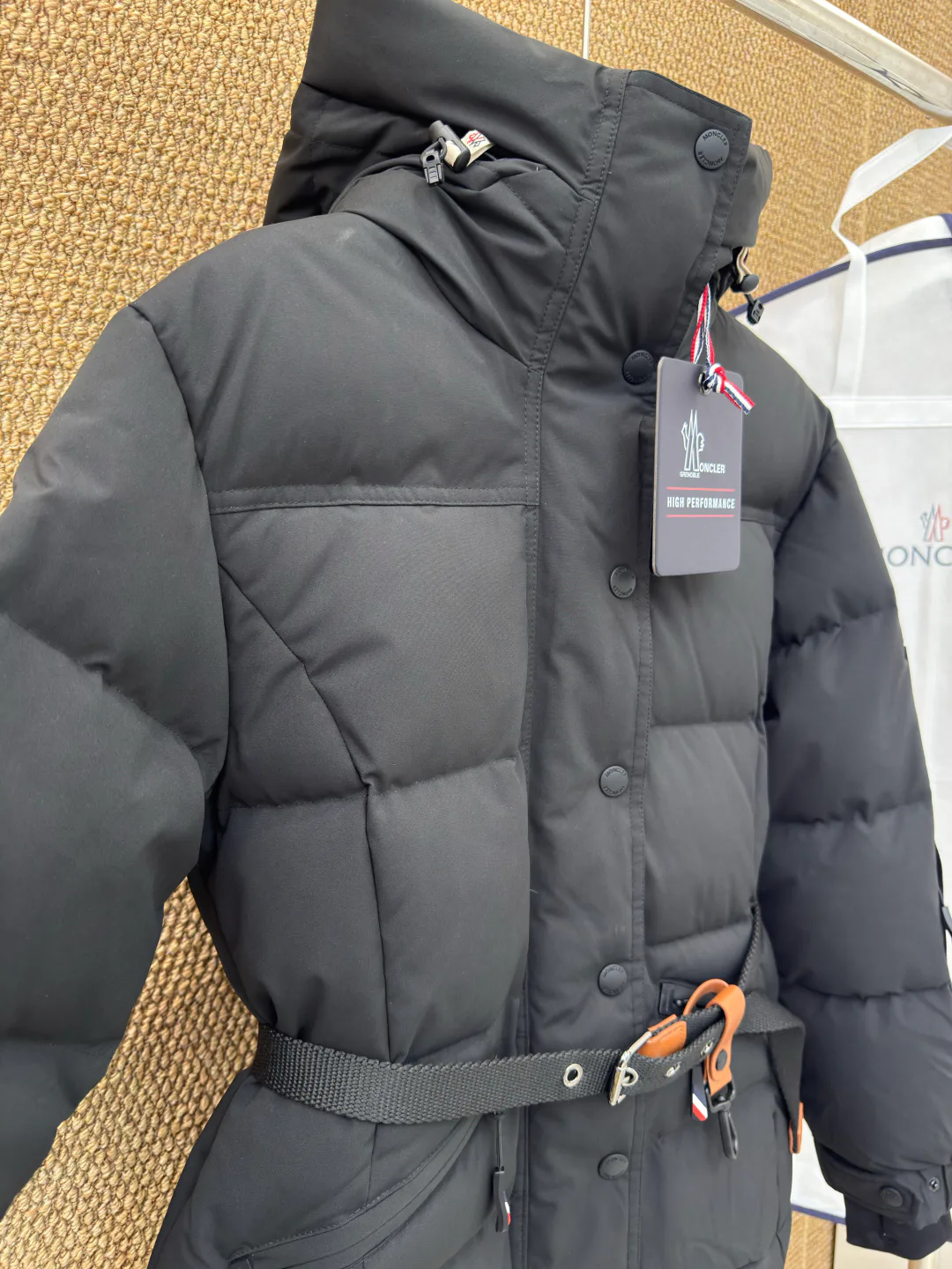 Куртки И Пуховики Женские Moncler 18816464
