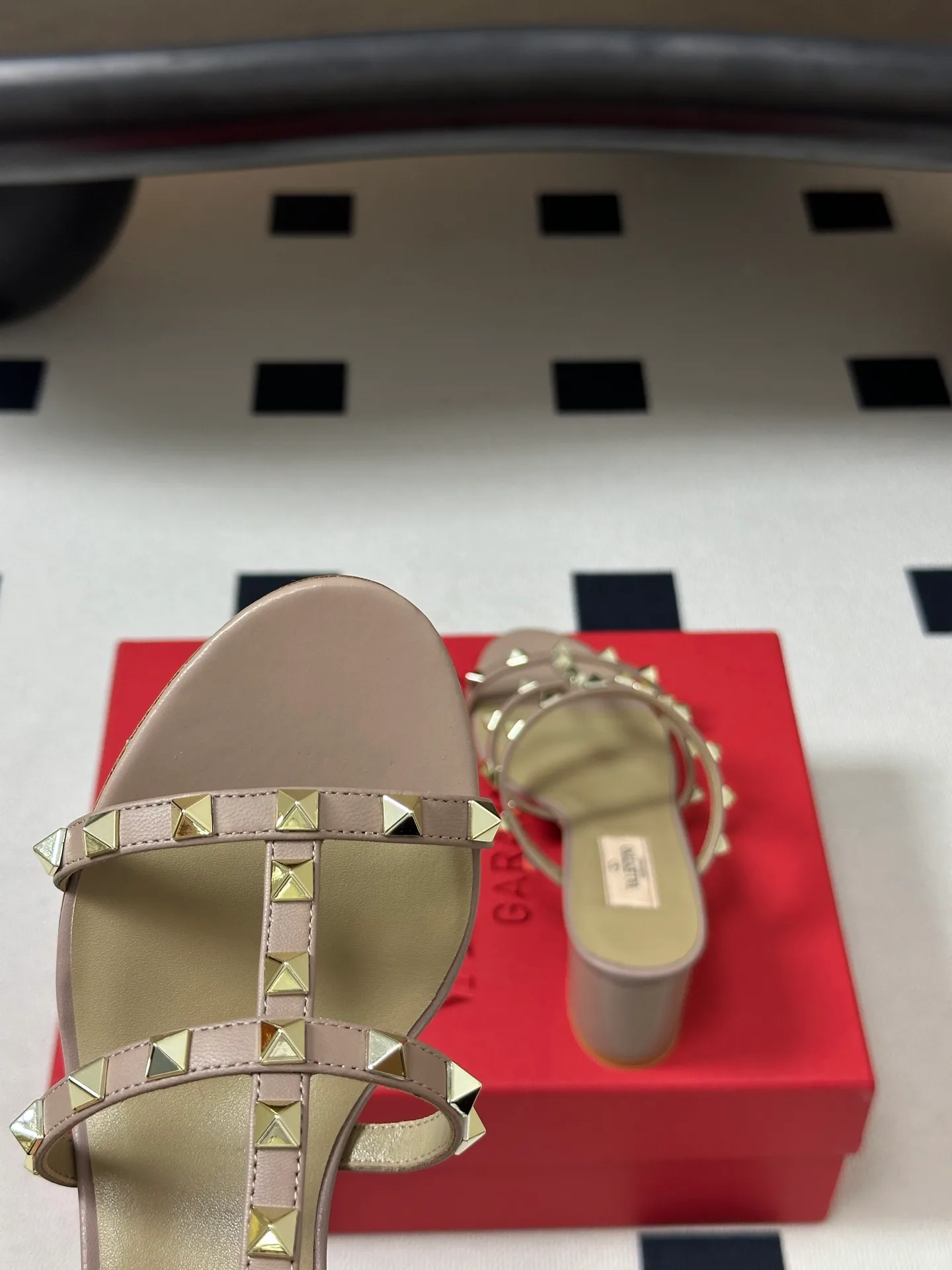 Босоножки Женские Valentino 14797899