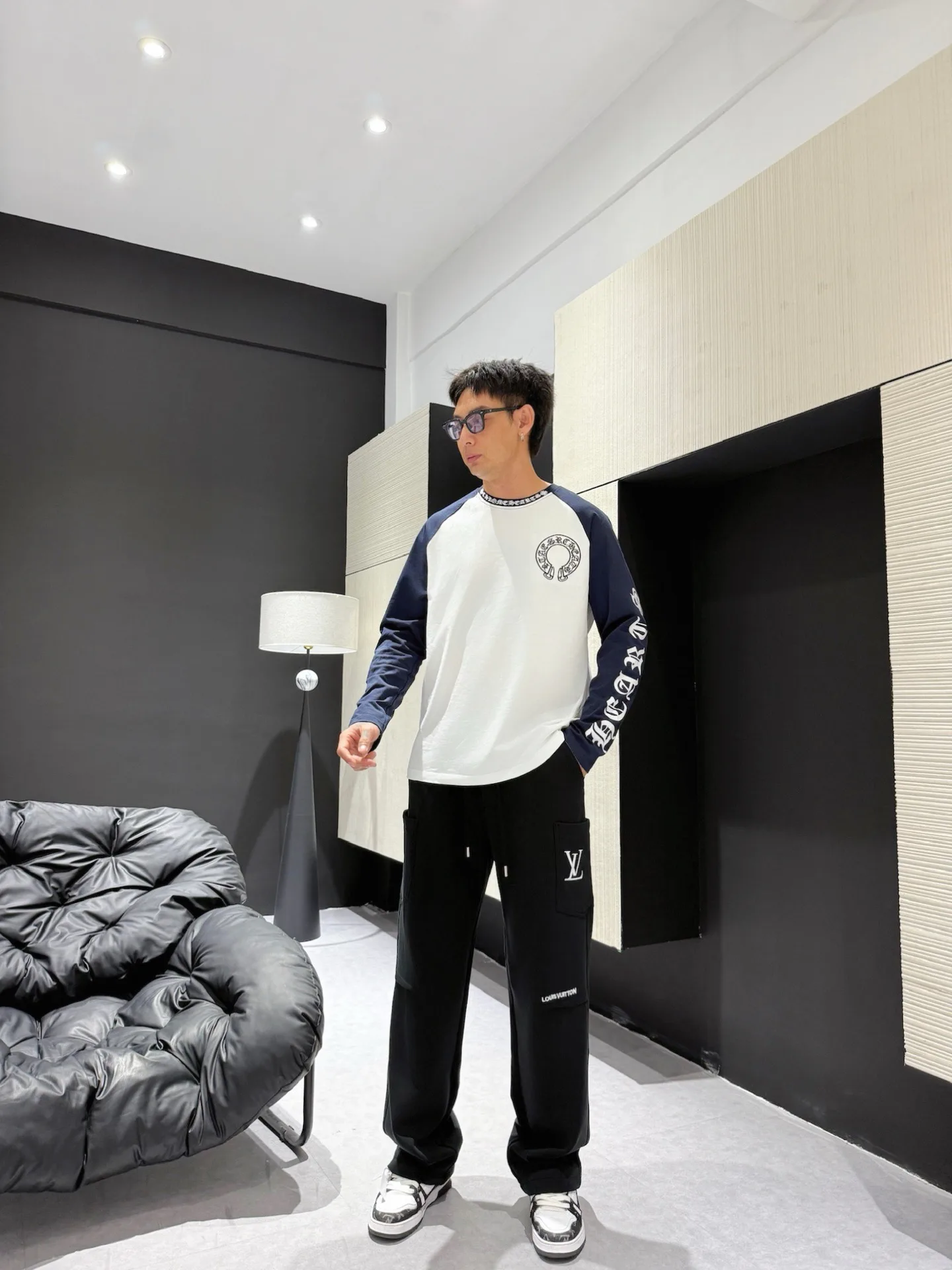 Брюки Мужские Louis Vuitton 998922