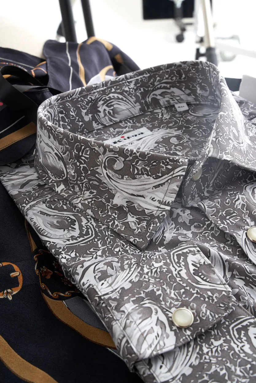 Рубашки Мужские Kiton 18509987