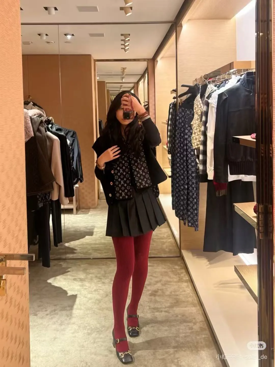 Жилеты Женские Louis Vuitton 18113317