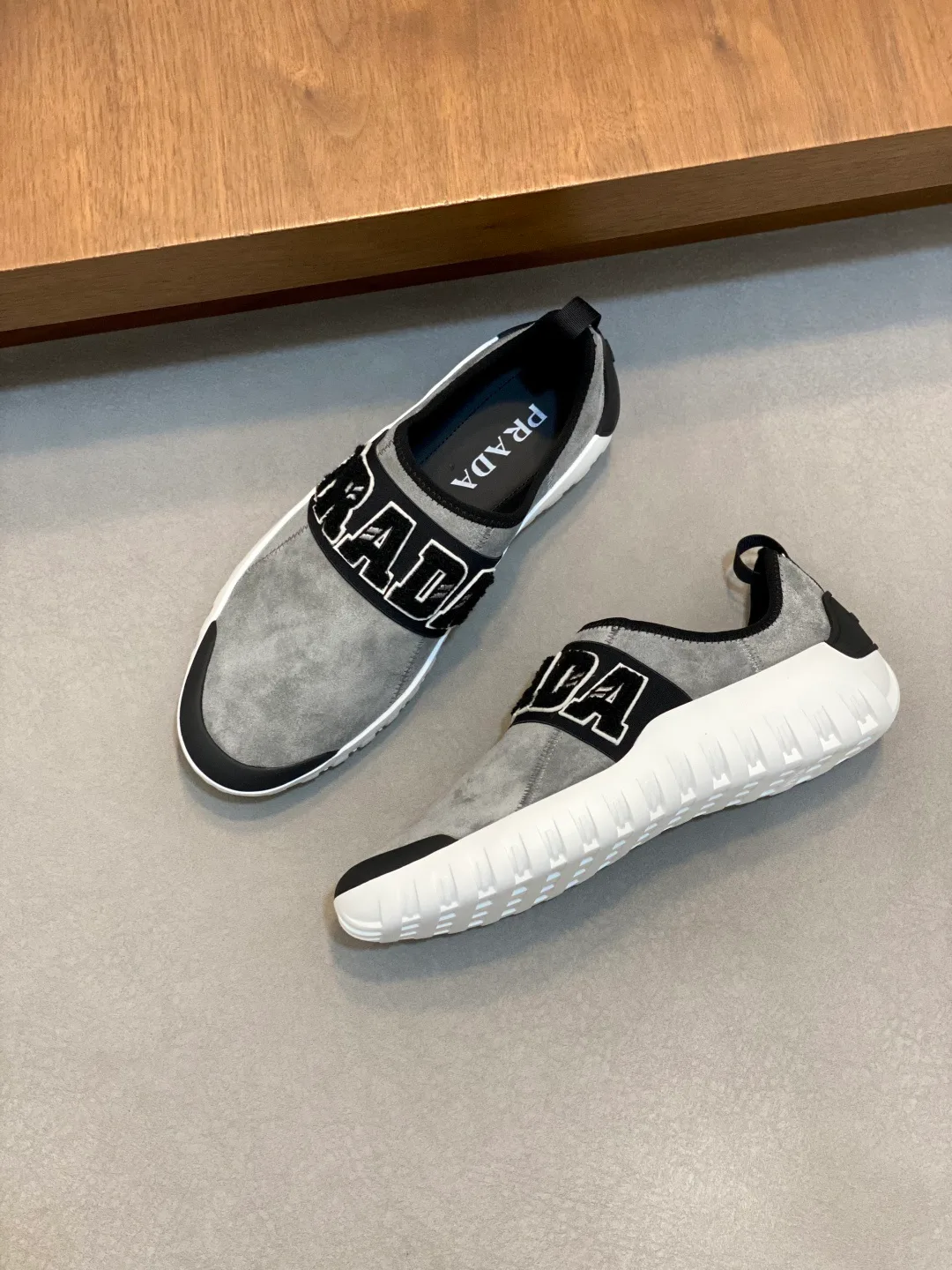 Кроссовки Мужские Prada 289754