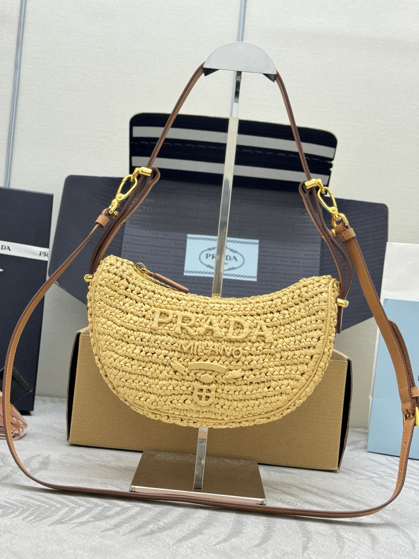 Сумки На Ремне Женские Bottega Veneta 14315354