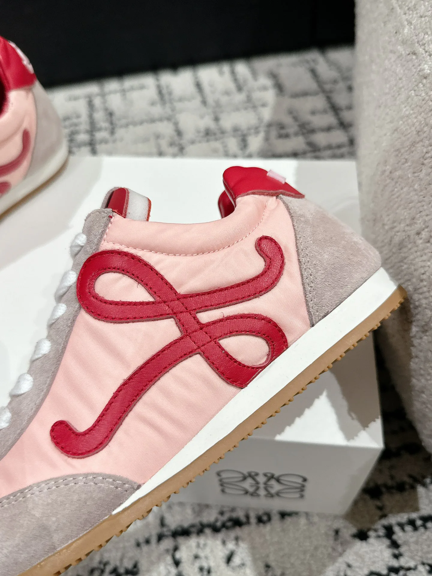 Кроссовки Женские Loewe 11206055