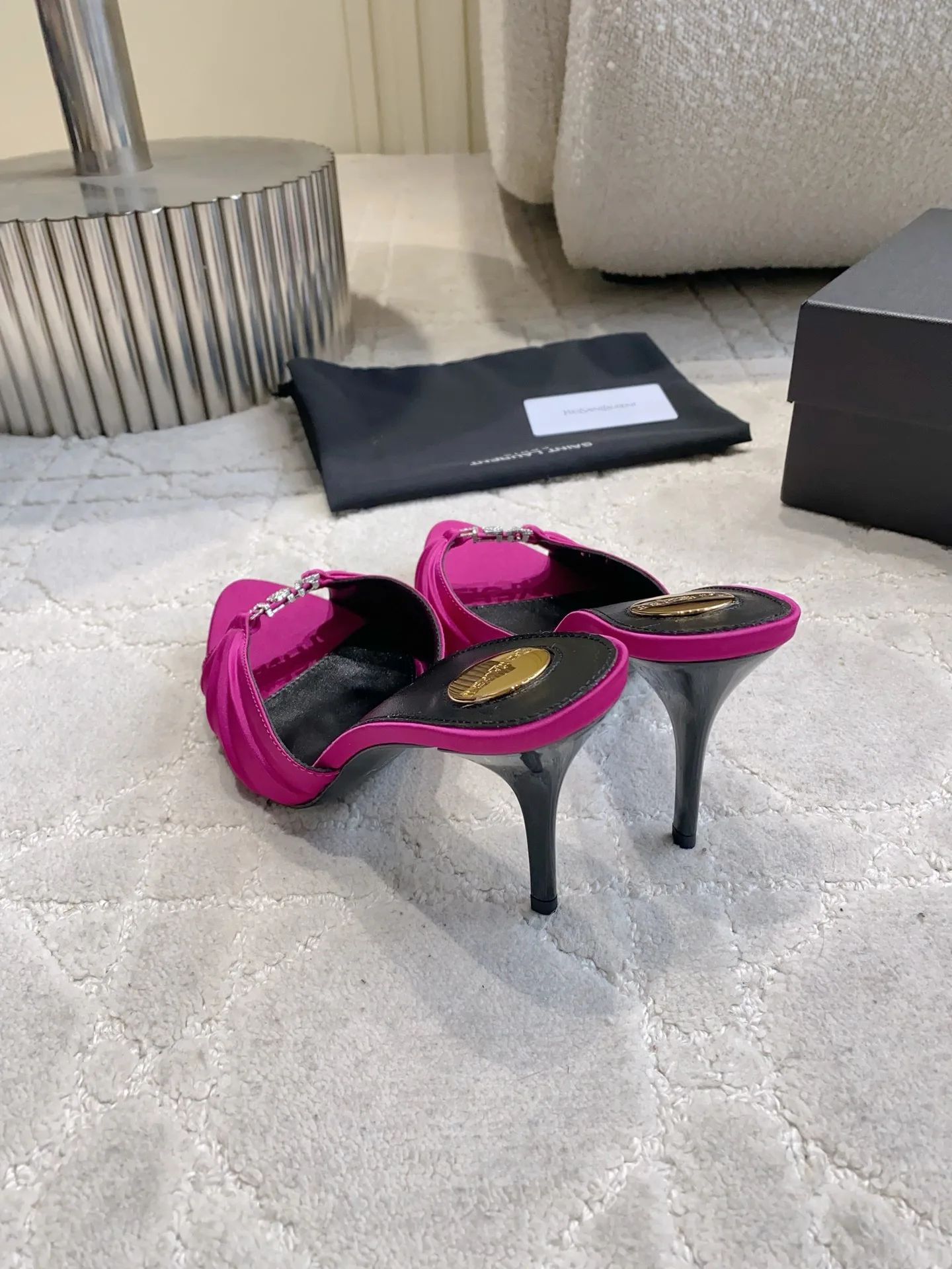 Босоножки Женские Saint Laurent 13332001