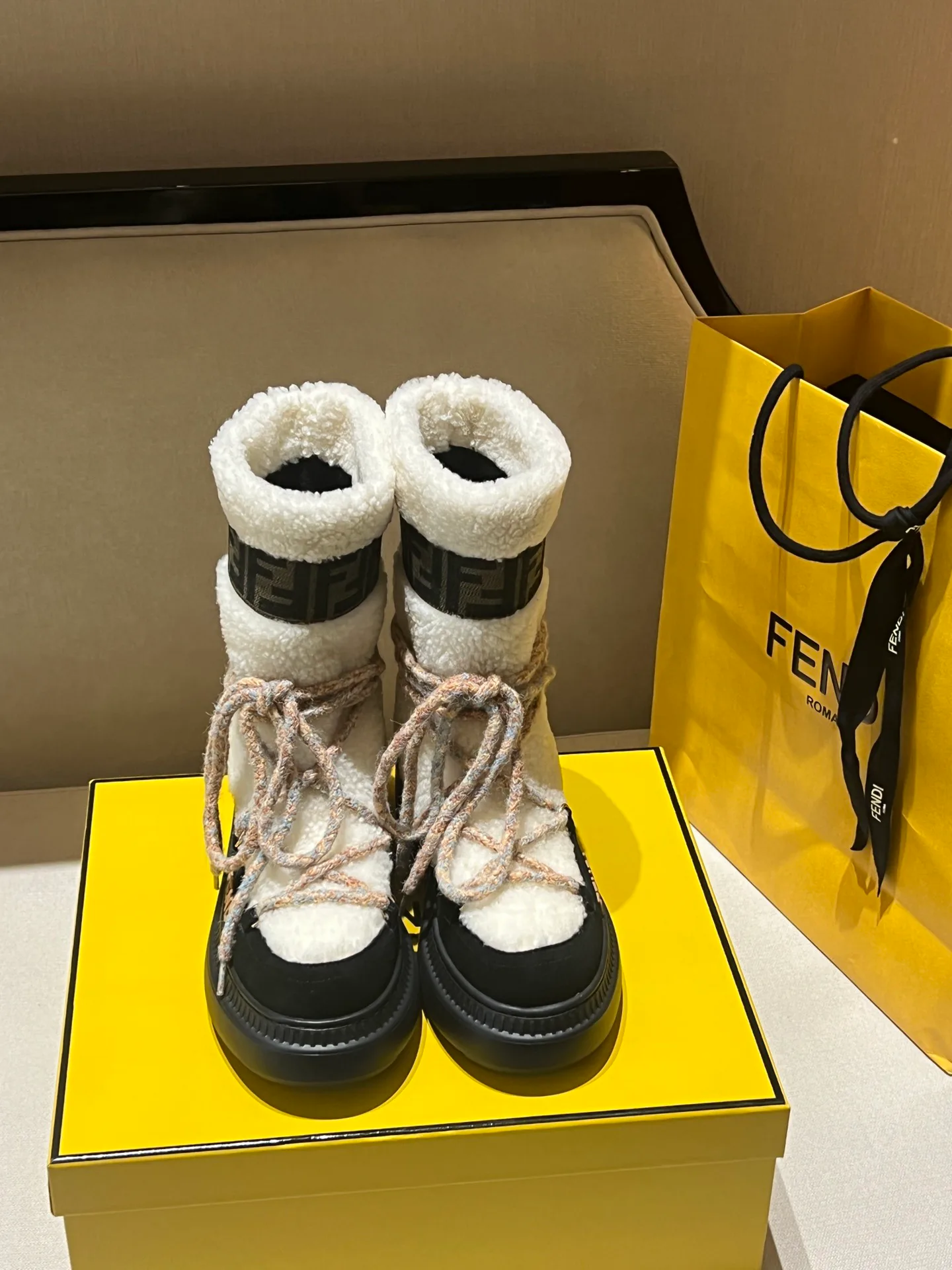 Угги Женские Fendi 1408715