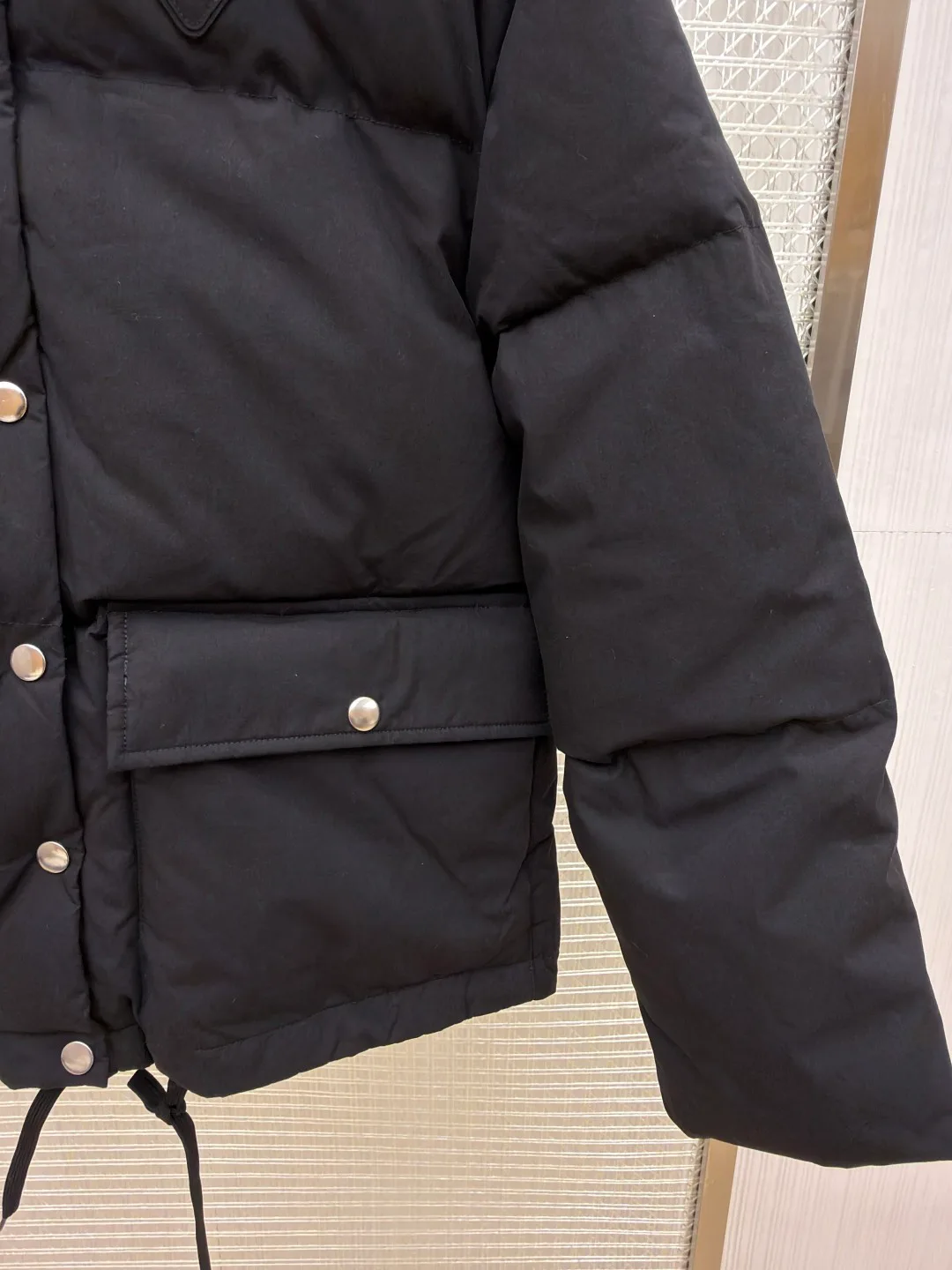 Куртки И Пуховики Женские Prada 18612902